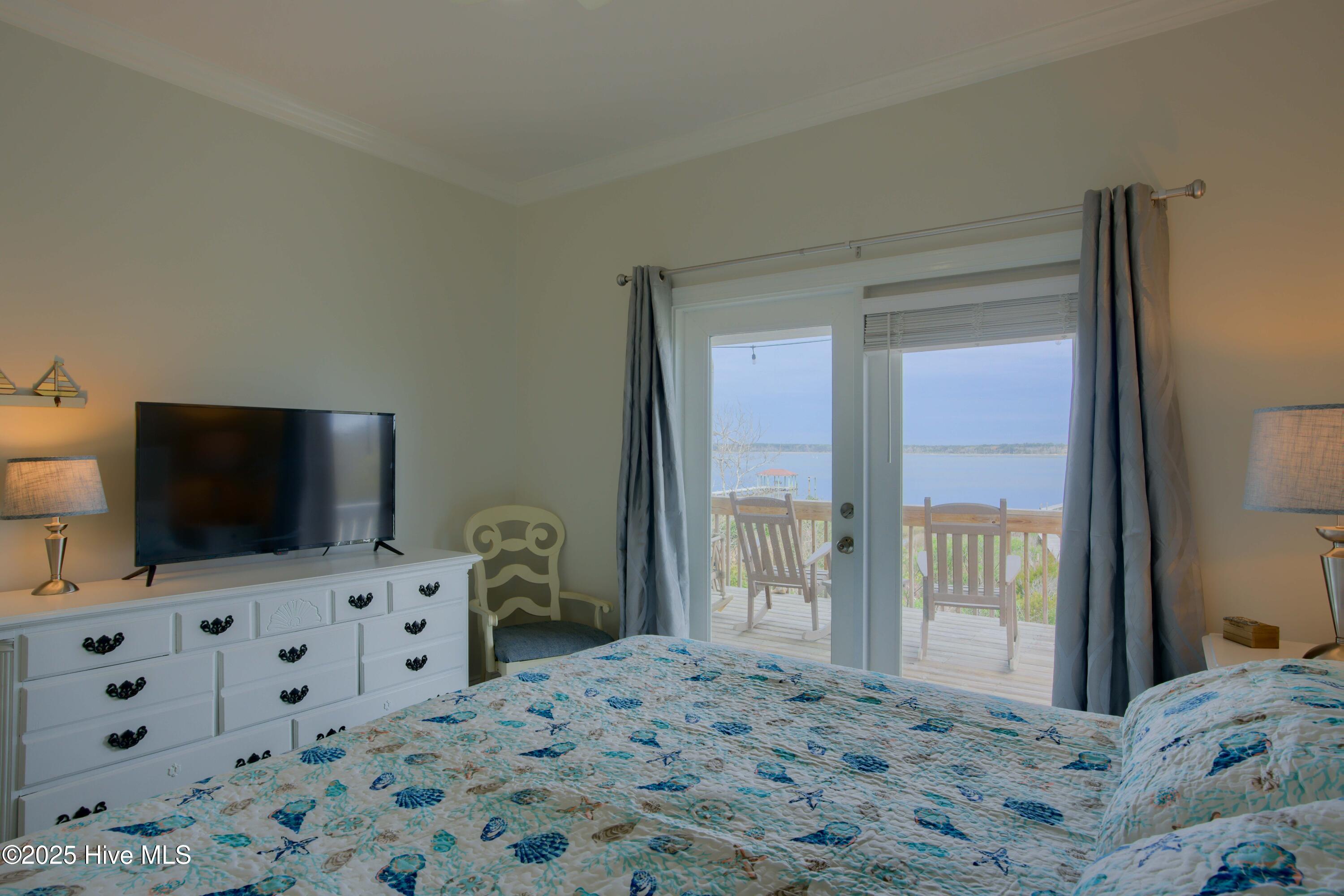 100520449 | Photo 36