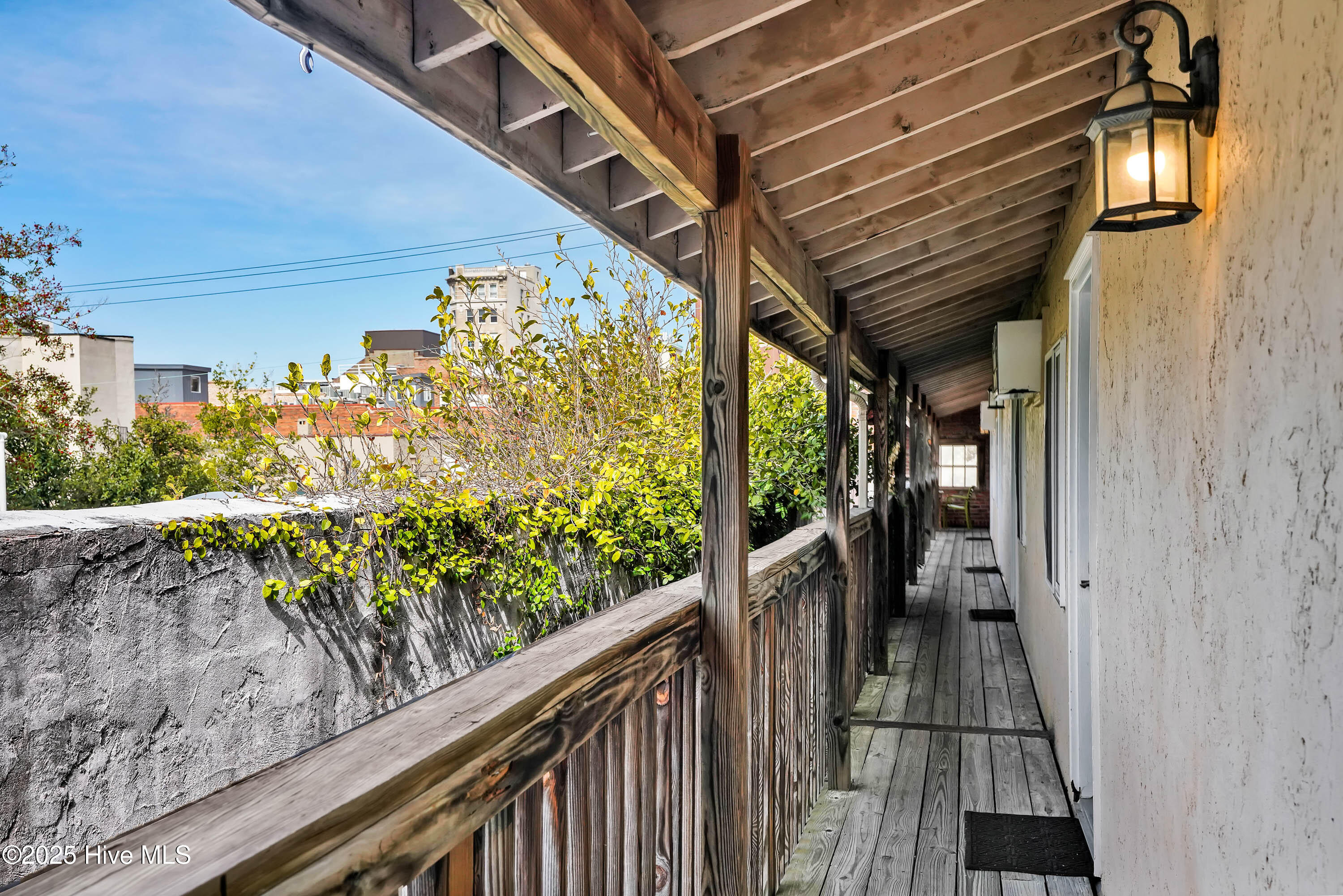 100491115 | Photo 27