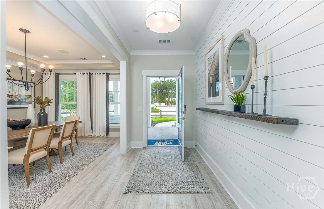 Pictures, photographs, colors, features, and sizes are for illustration purposes only and will vary from the homes as built.