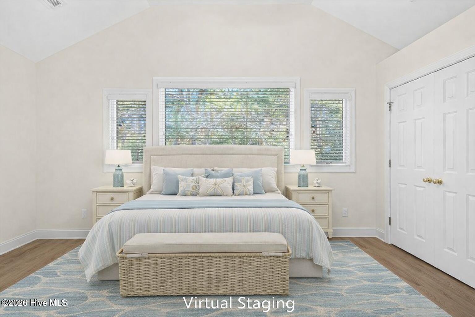 100553475 | Photo 43