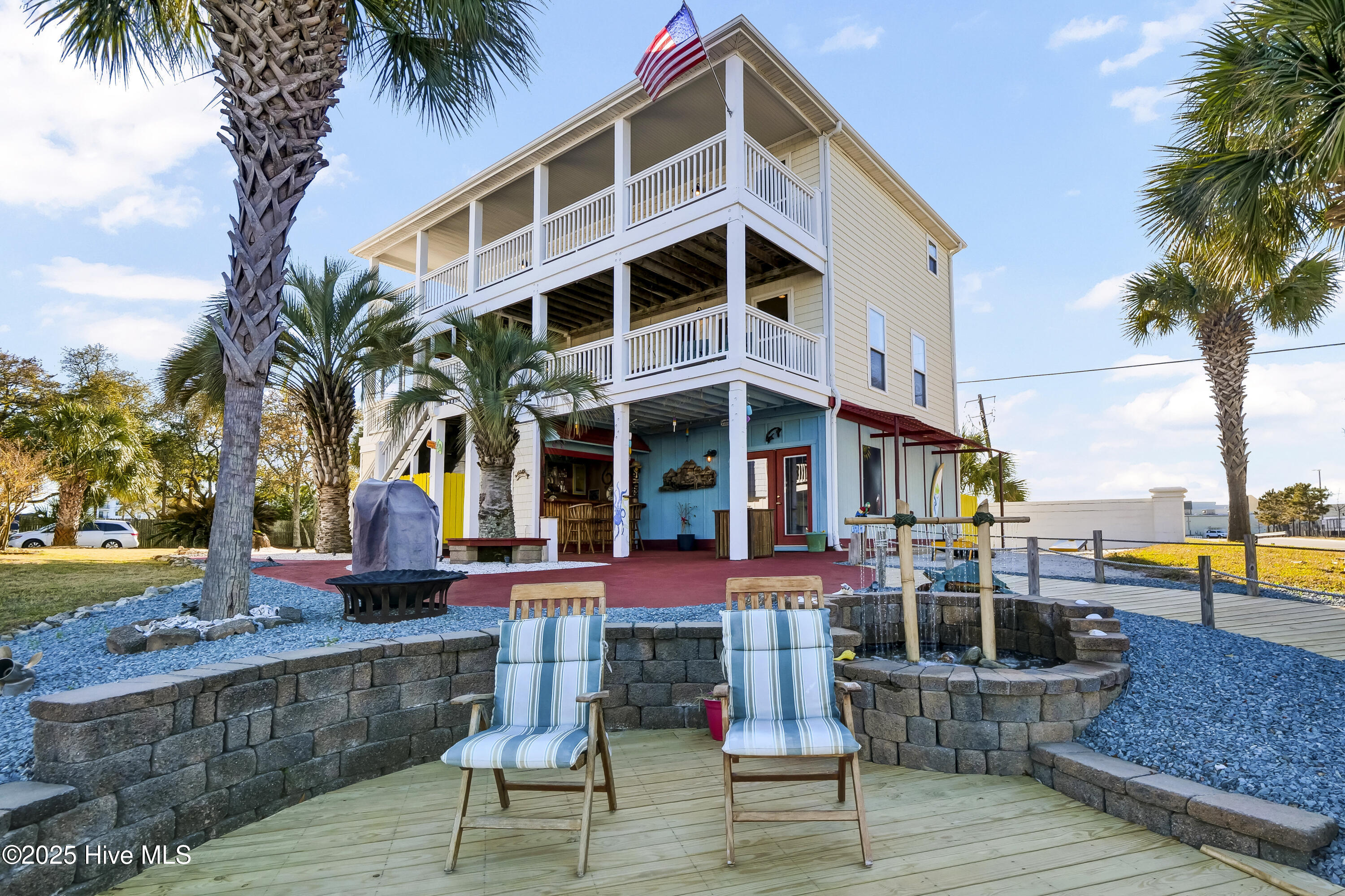 100497628 | Photo 49