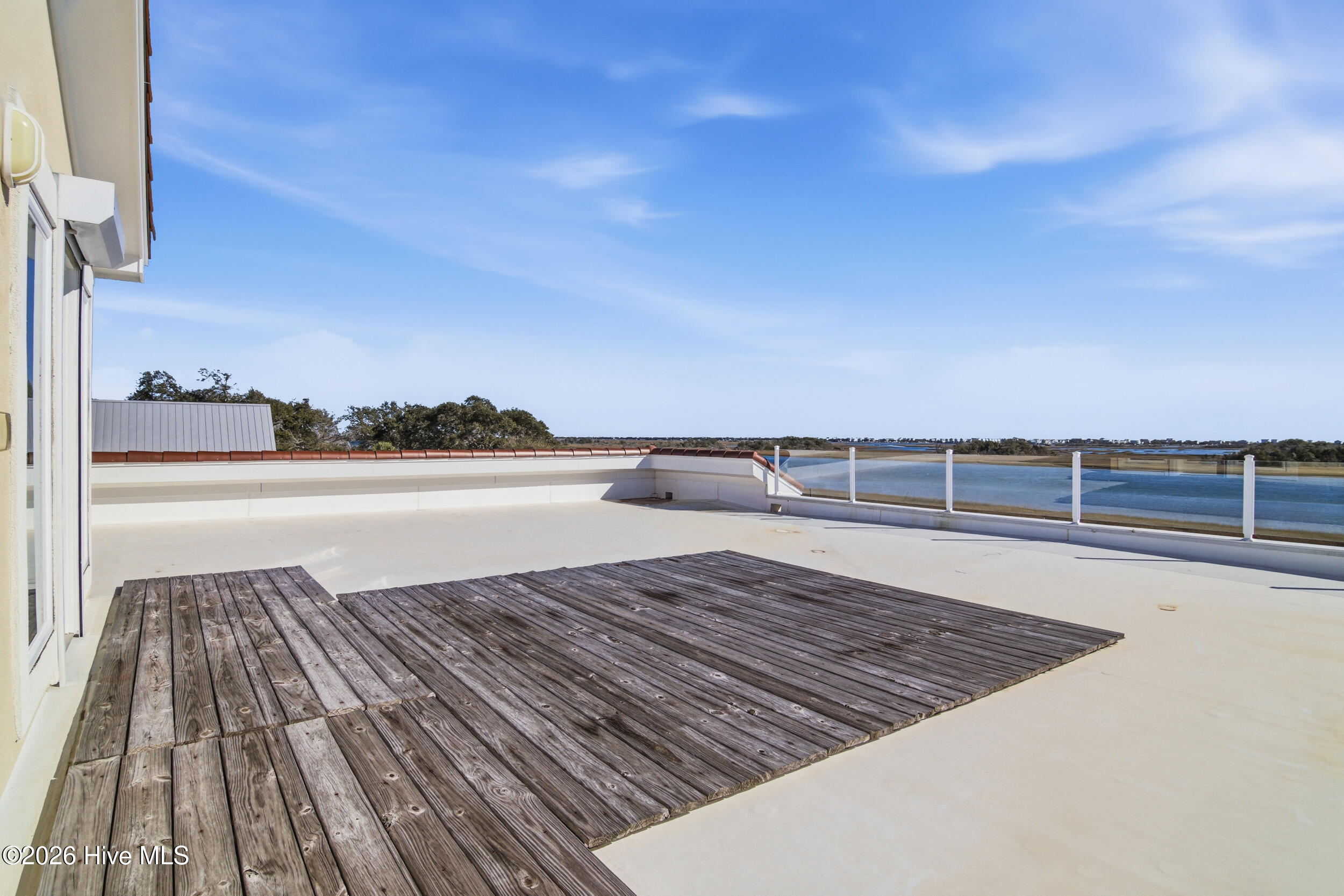 100549551 | Photo 49