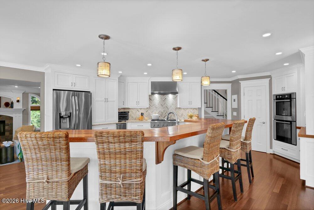 100559715 | Photo 11