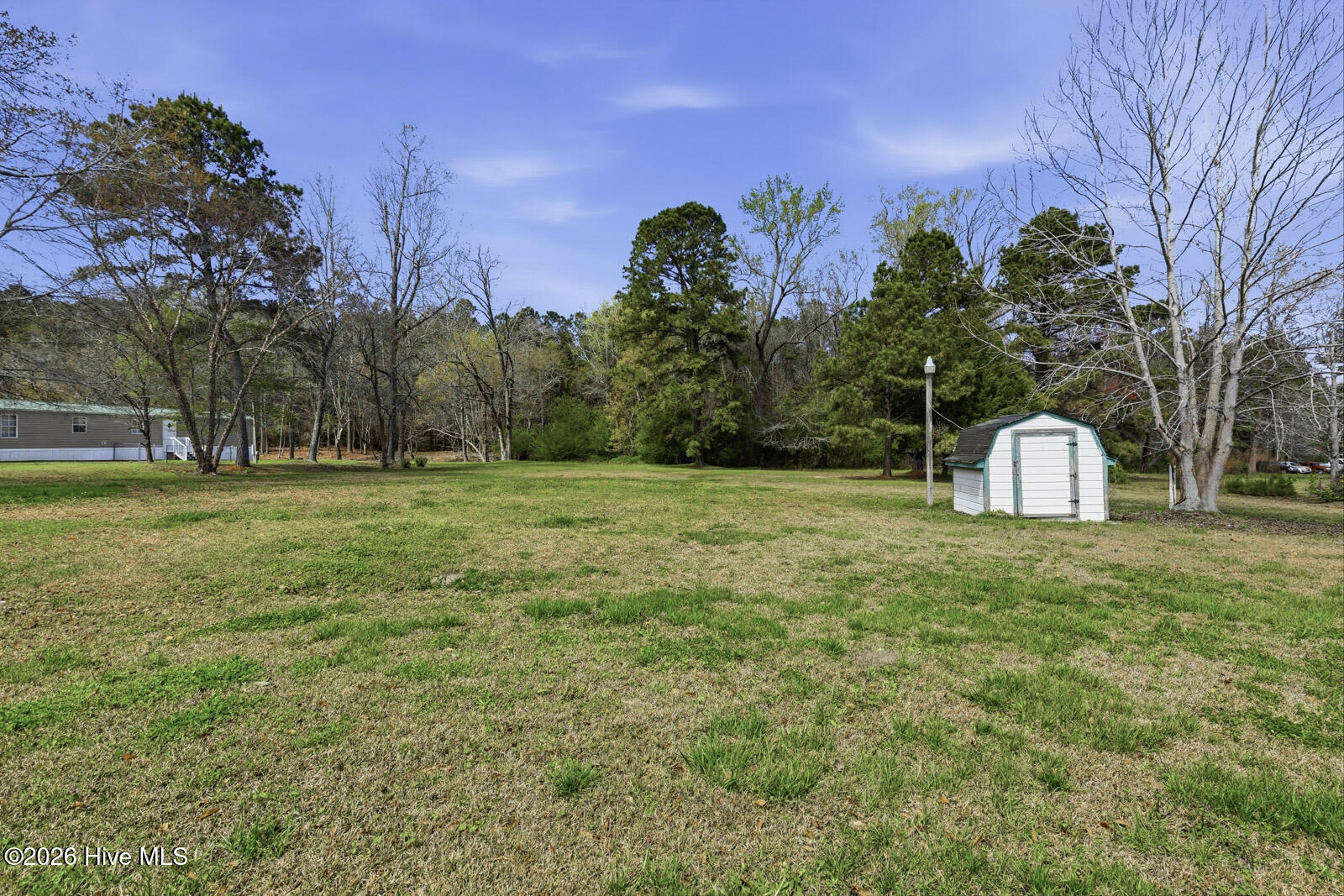 100561628 | Photo 24