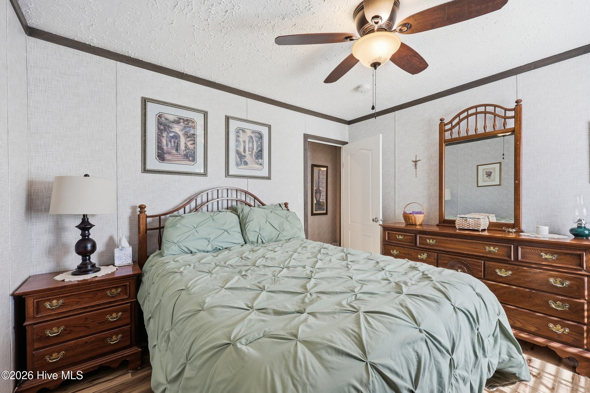 100567202 | Photo 19