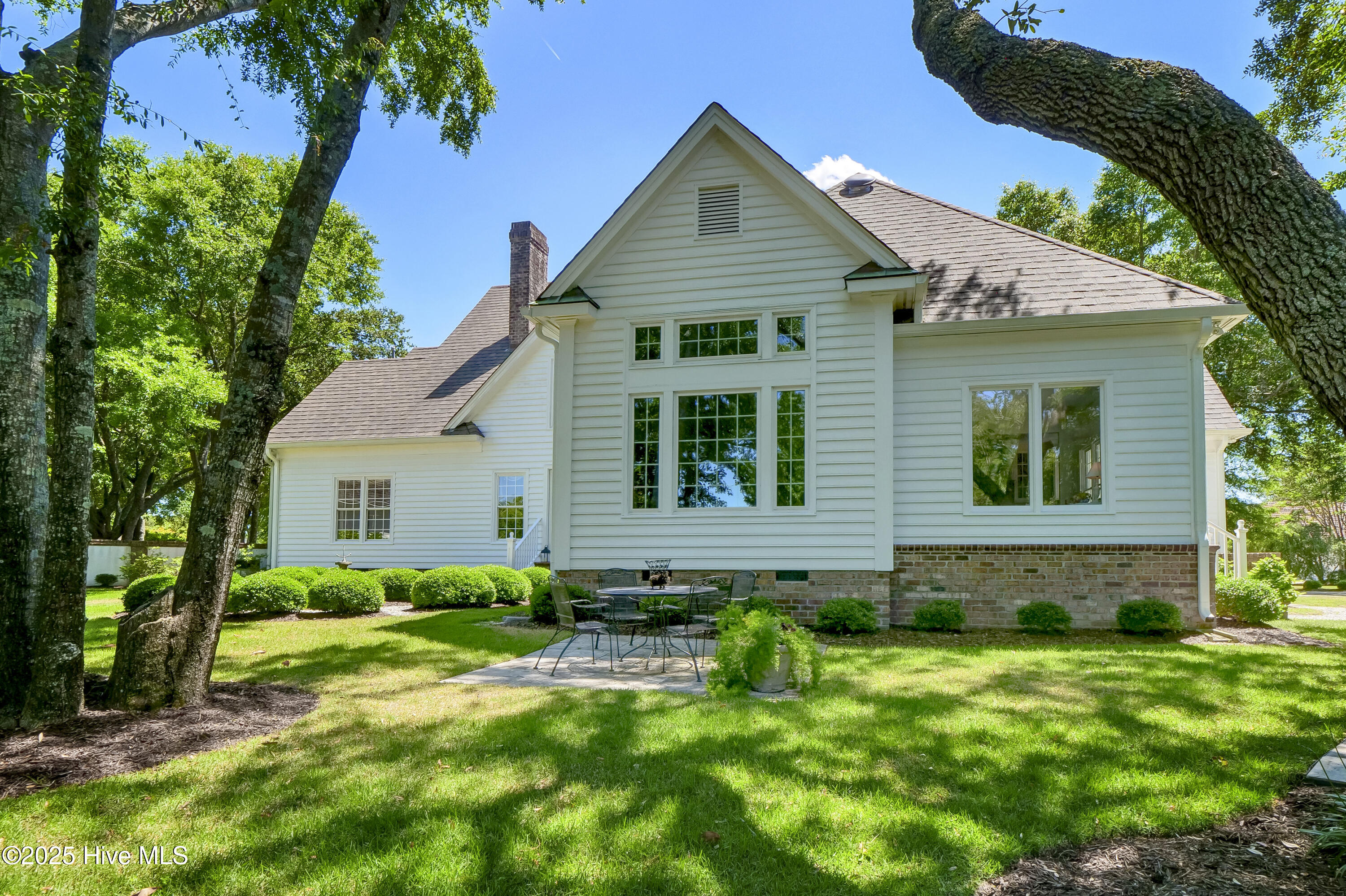 100541341 | Photo 62