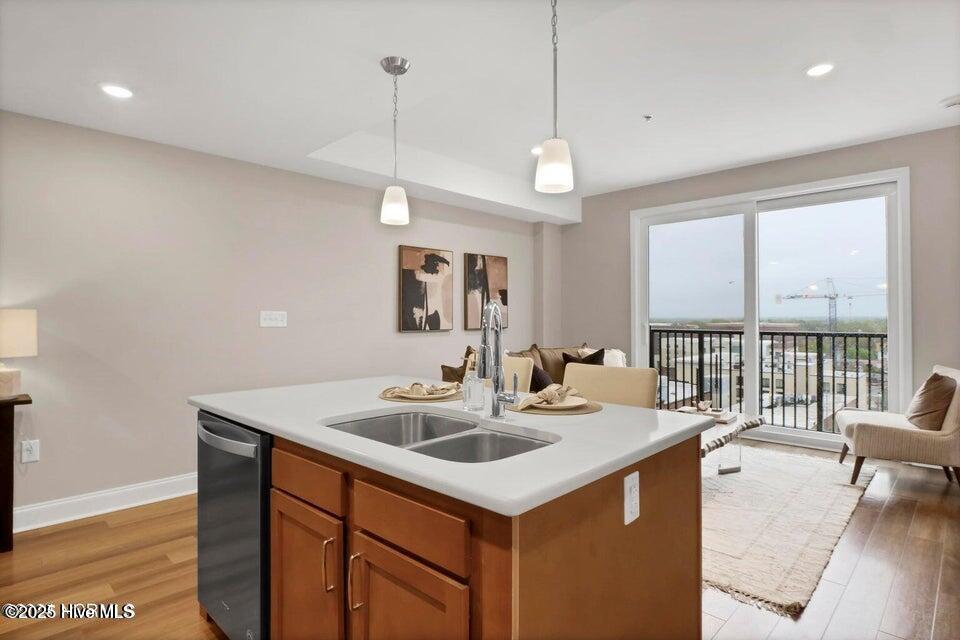 14 Grace Street 1120, Wilmington, NC 28401 – photo 6: Kitchen Island