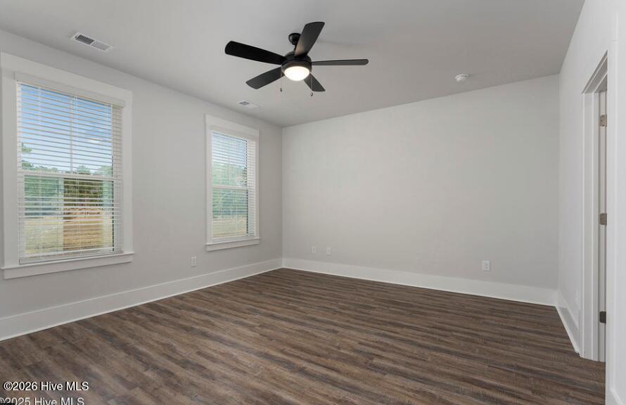 100561670 | Photo 14