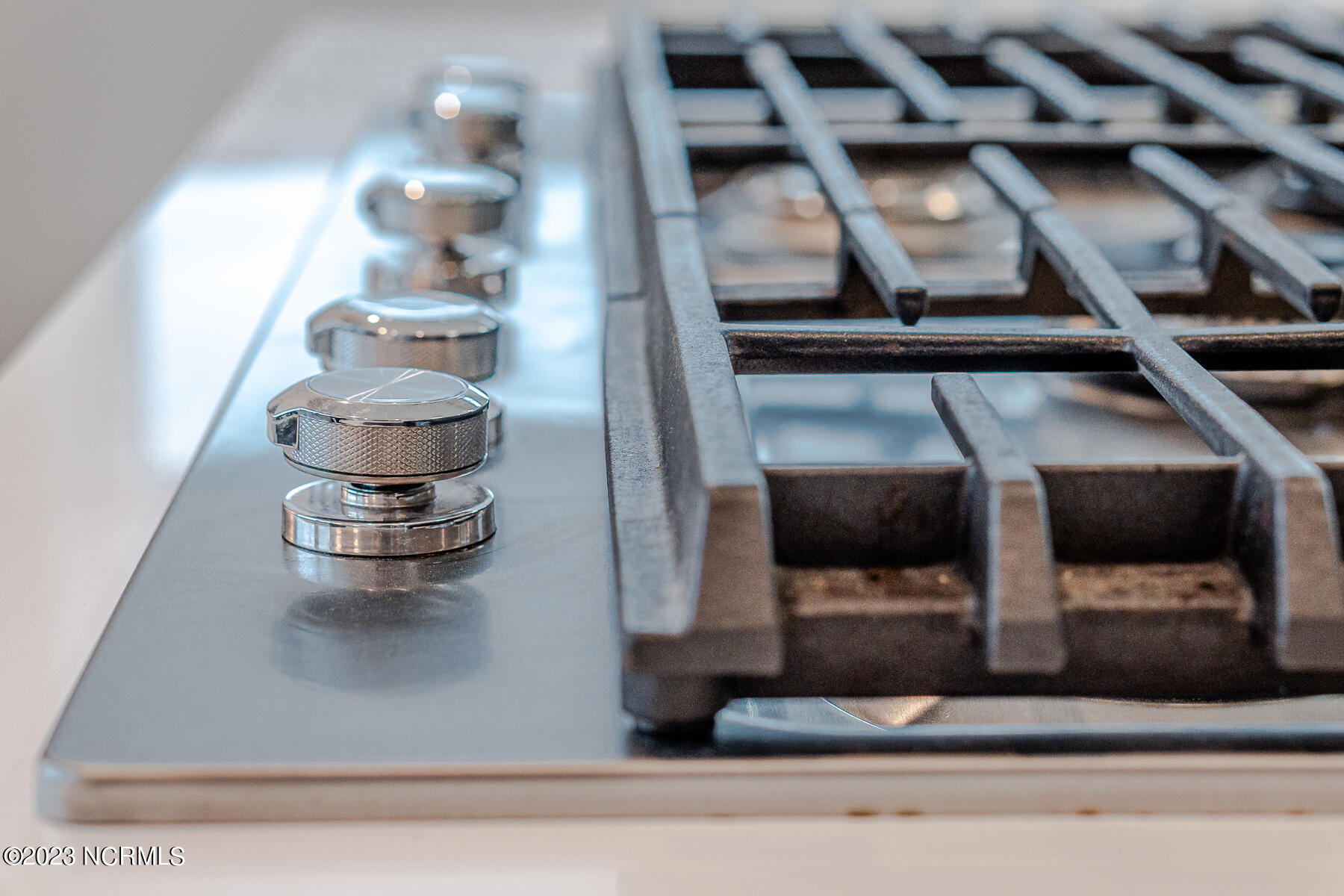 100552304 | Photo 16