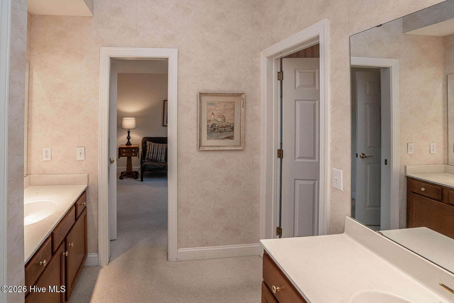 100551245 | Photo 33