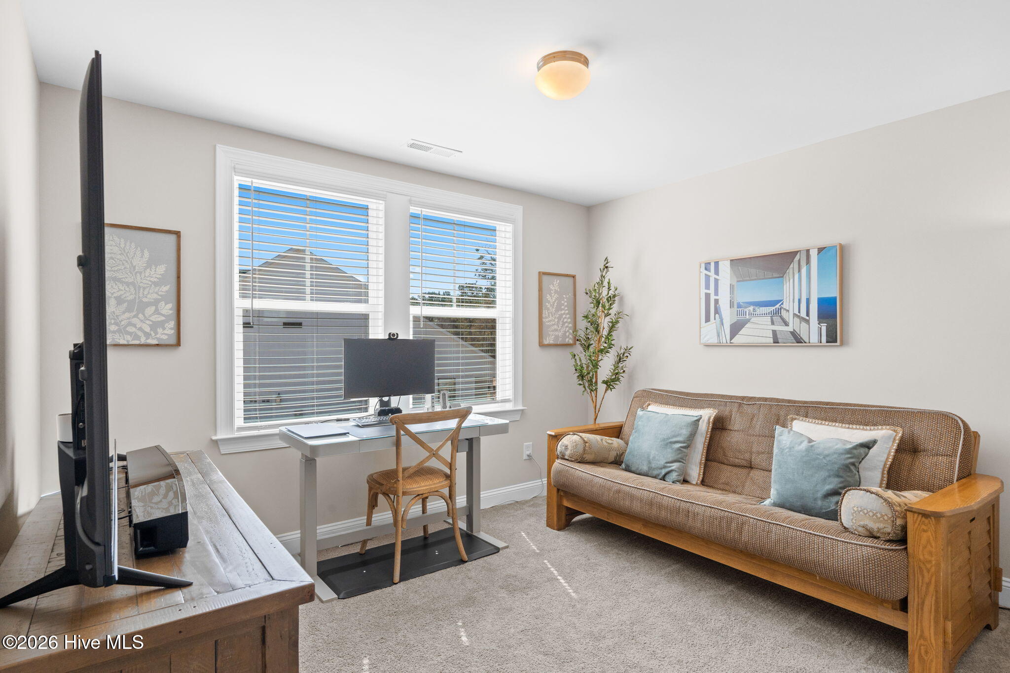 100561816 | Photo 34