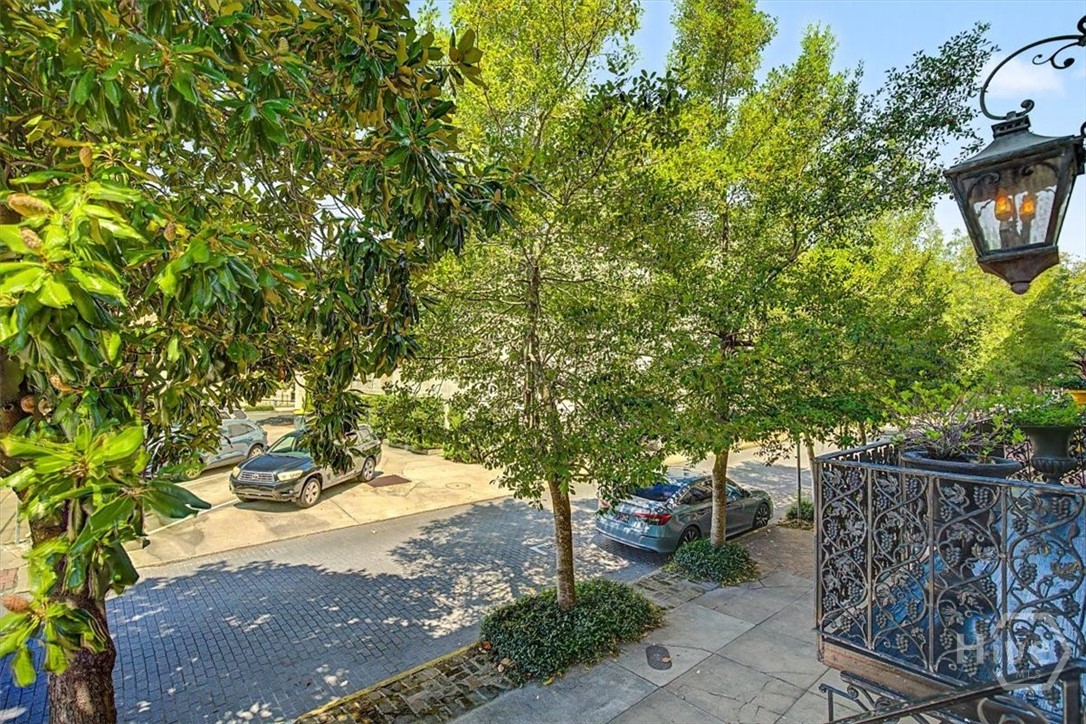 4th image of 25 W Perry St, Savannah, GA 31401 | MLS# SA363012