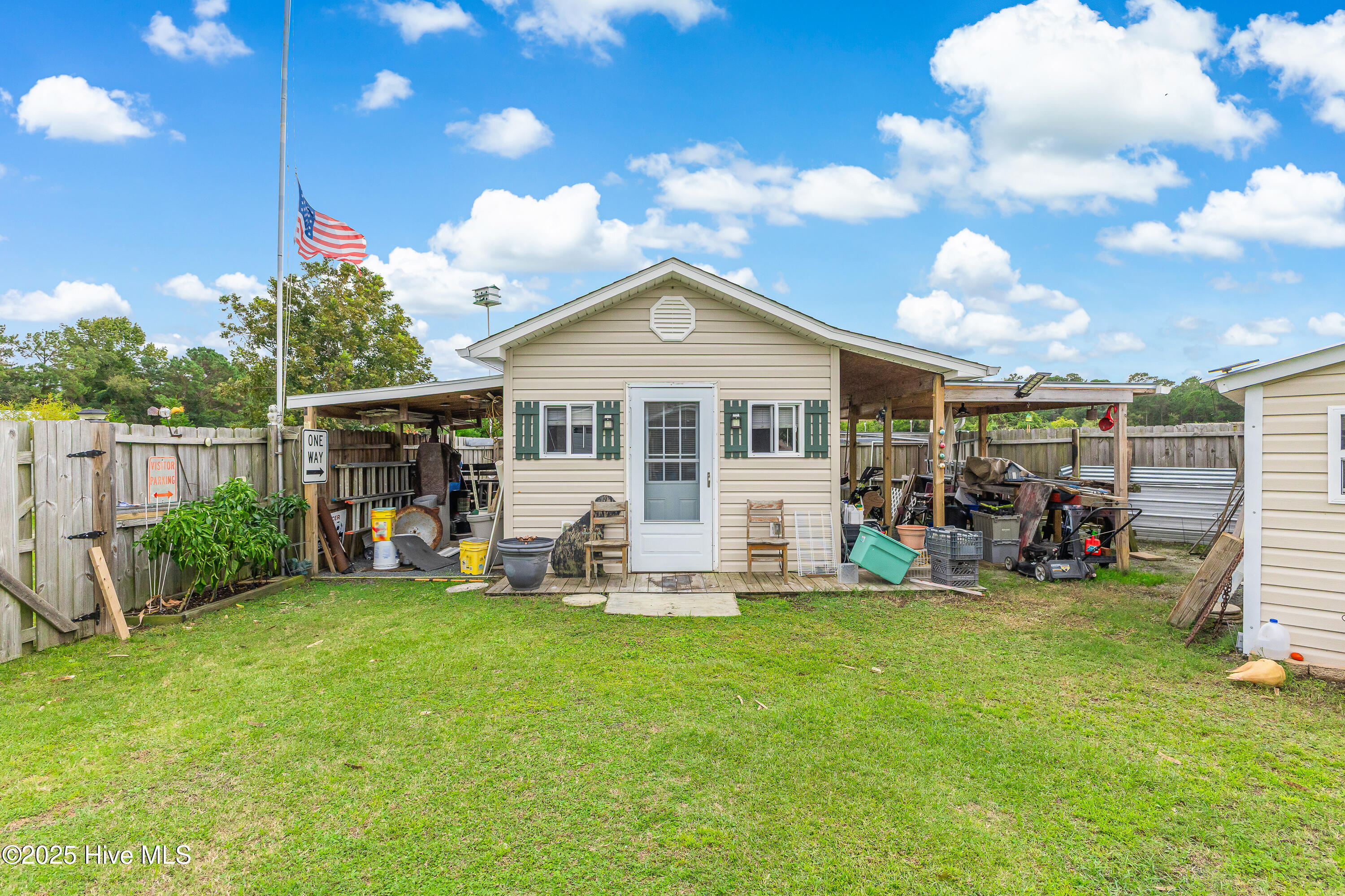 100536625 | Photo 36