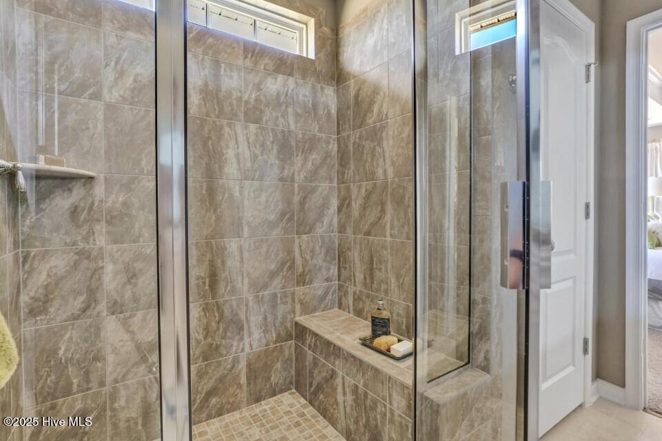 100561161 | Photo 22