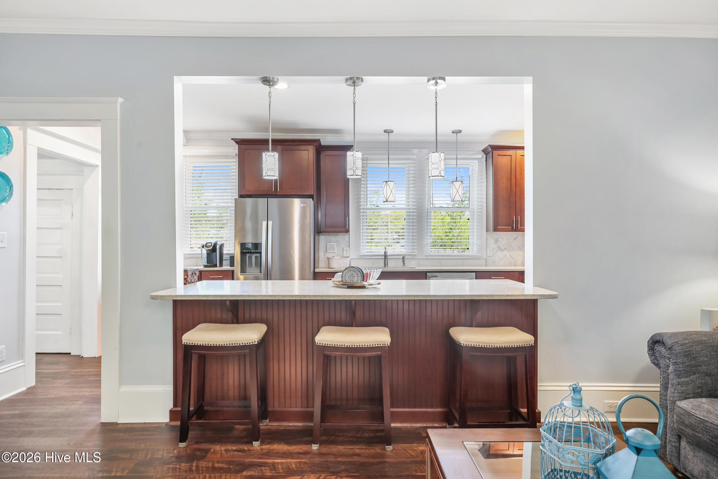 100562723 | Photo 21