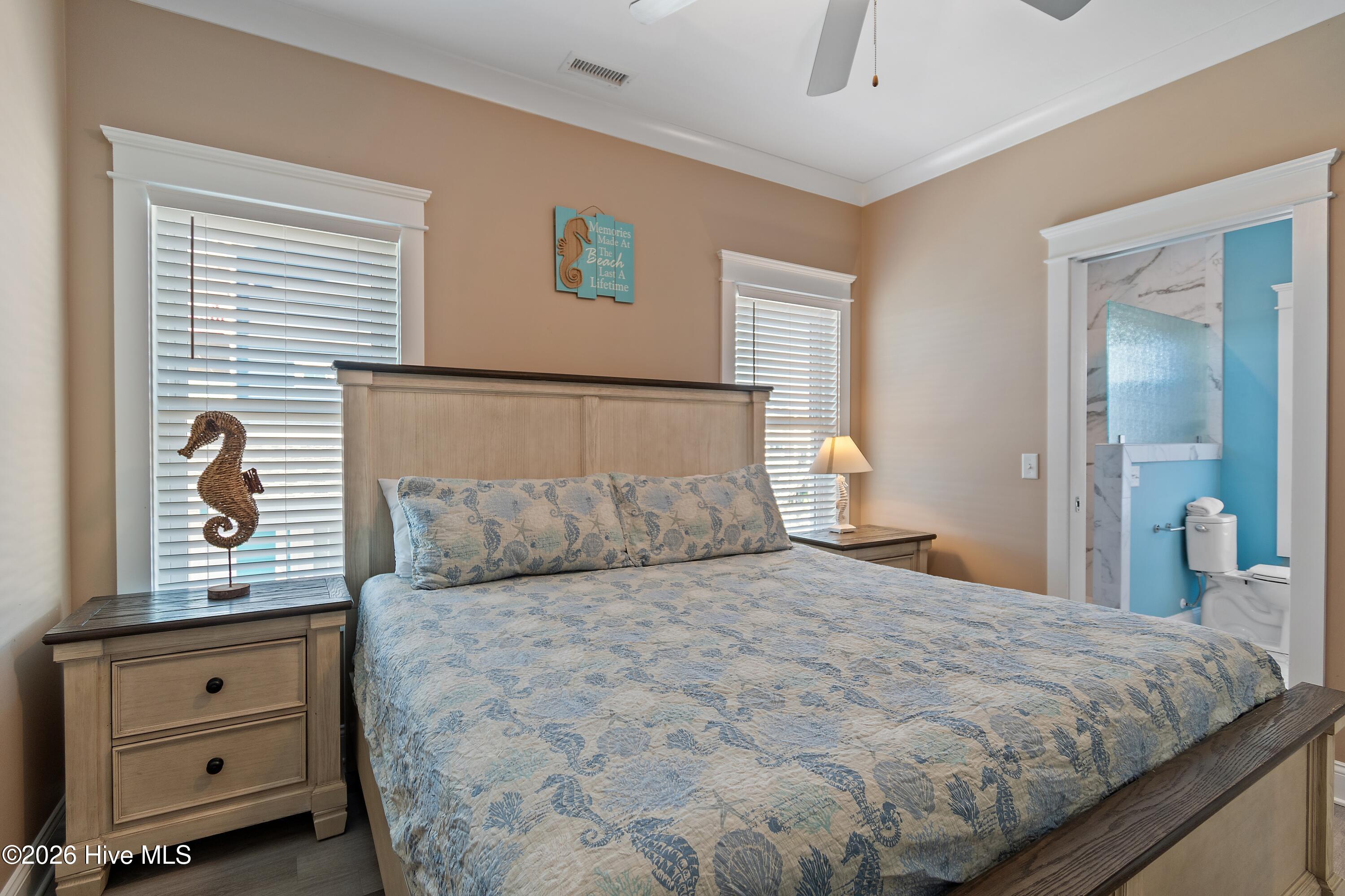 100557175 | Photo 22