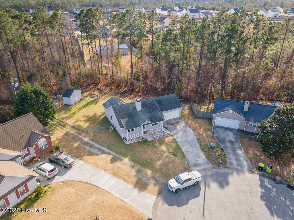 100547604 | Photo 32