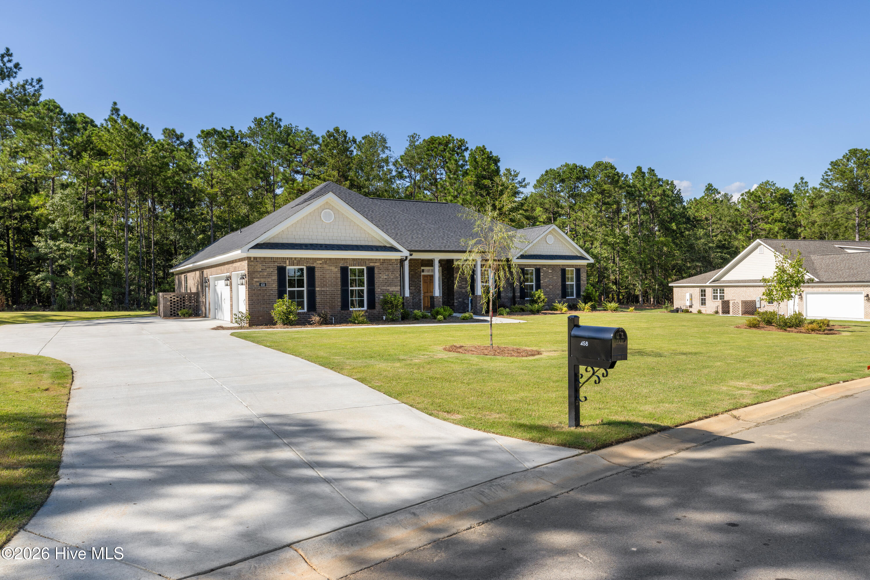 Photo 4 of Single family home for sale at 458 Longshadow Dr, Aiken, SC 29803 | MLS# 98251309 | Listing updated on 2026-09-05