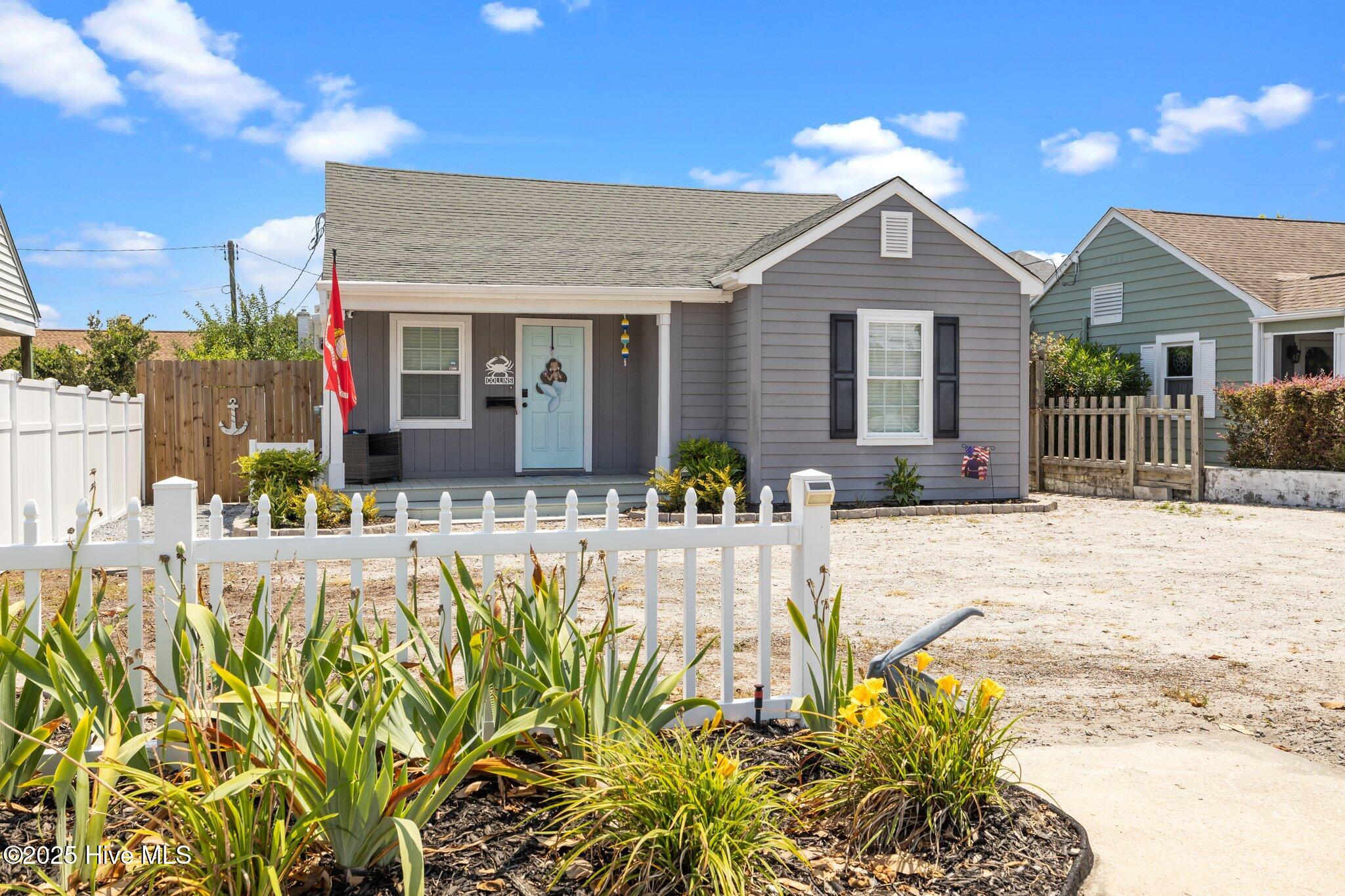 Homes for sale in Morehead City, NC | 3111 Arendell St, Morehead City, NC 28557 | MLS# 100515496