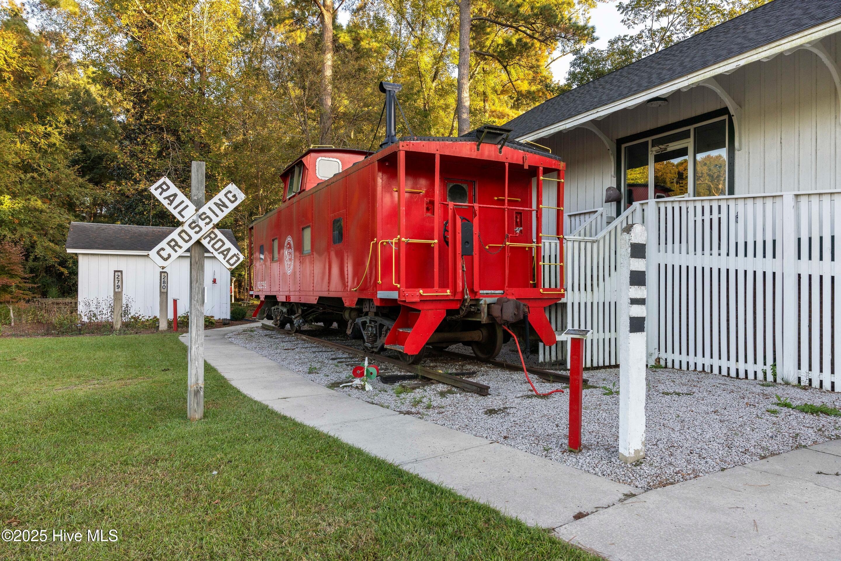 100510078 | Photo 65