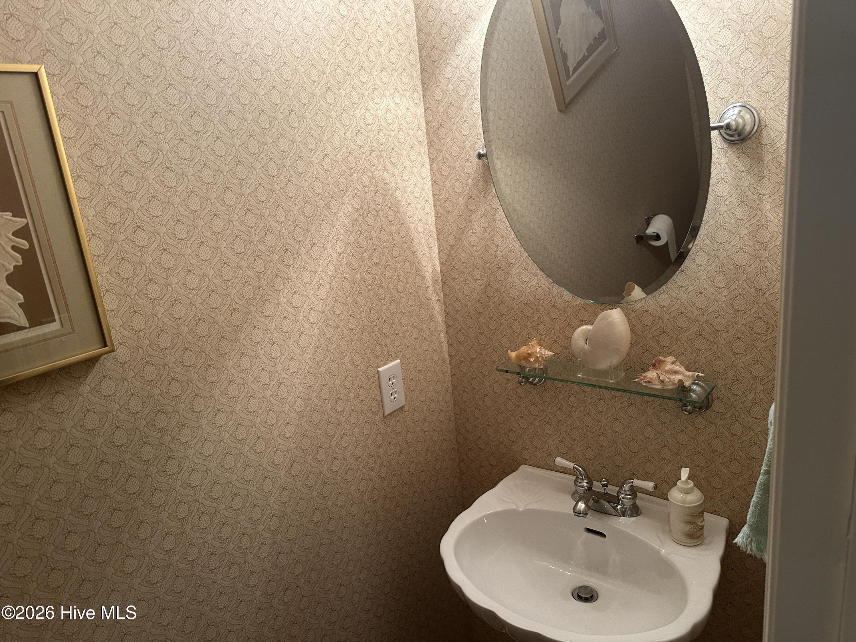 Powder room