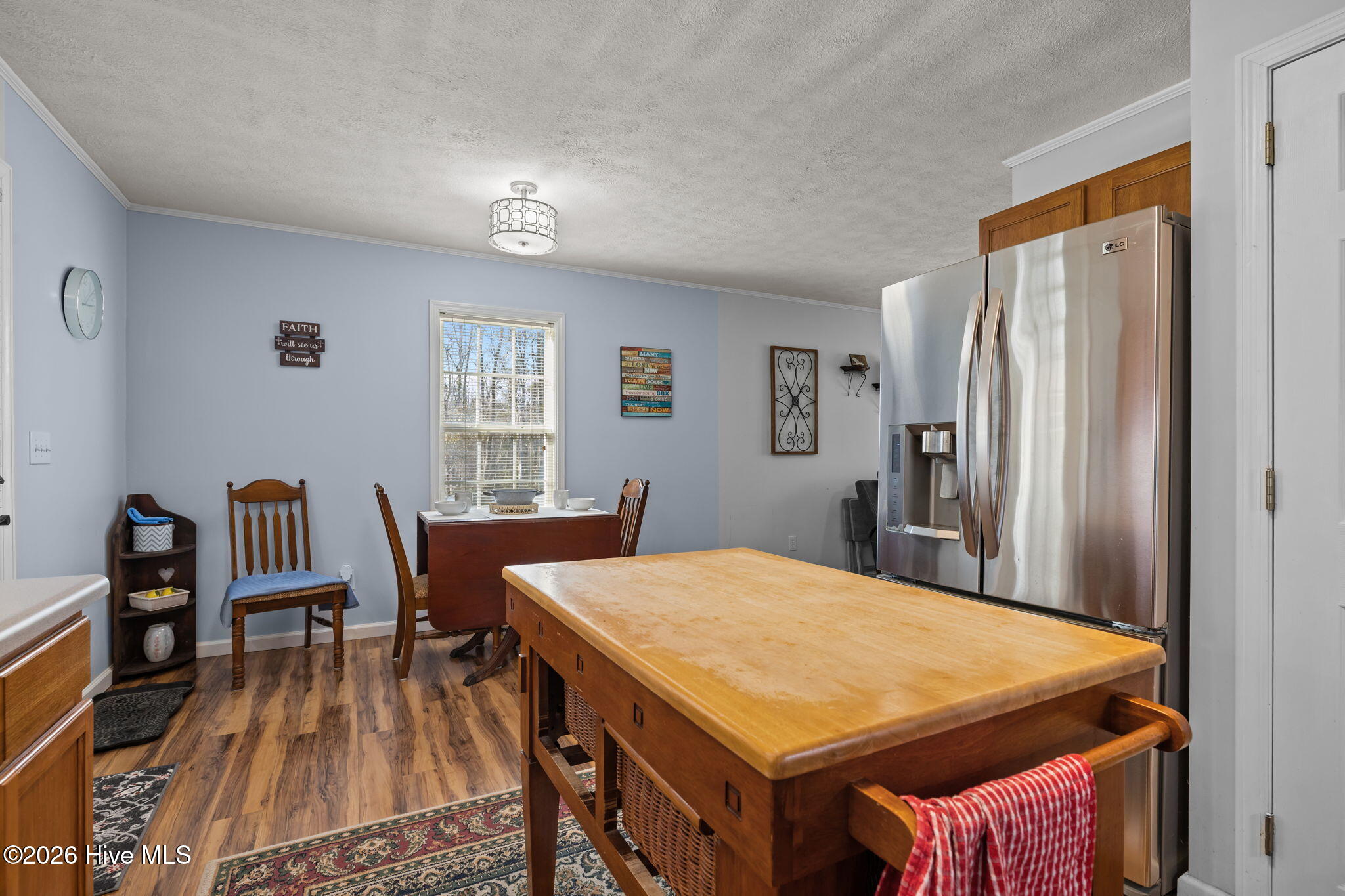 585 Roberts Road,Newport