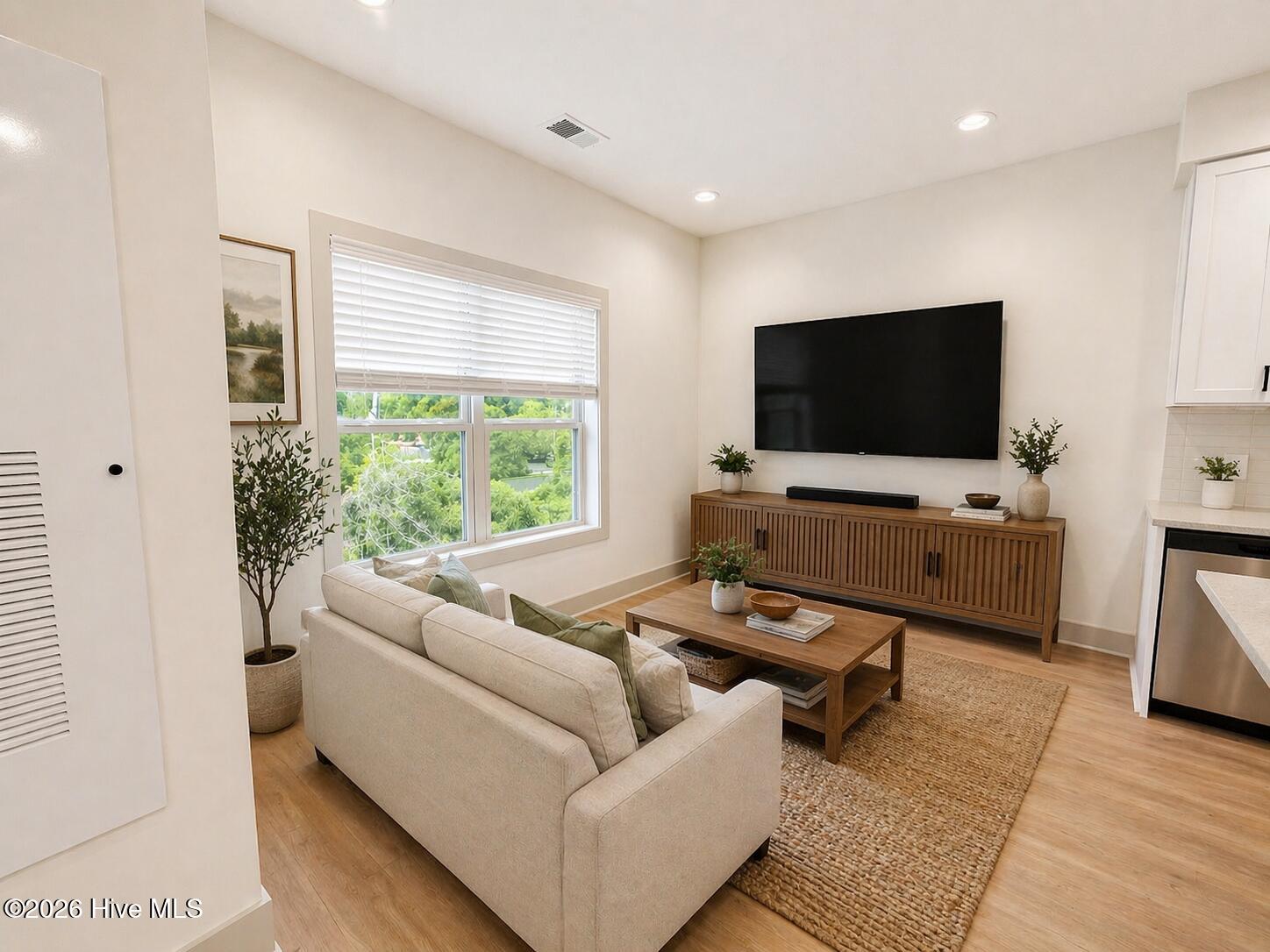 3803 Peachtree Avenue UNIT 200, Wilmington, NC, 28403