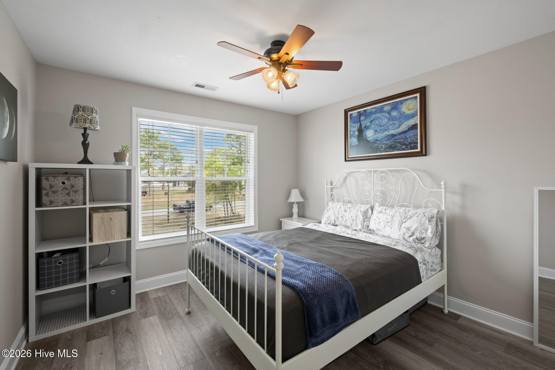 100566608 | Photo 70