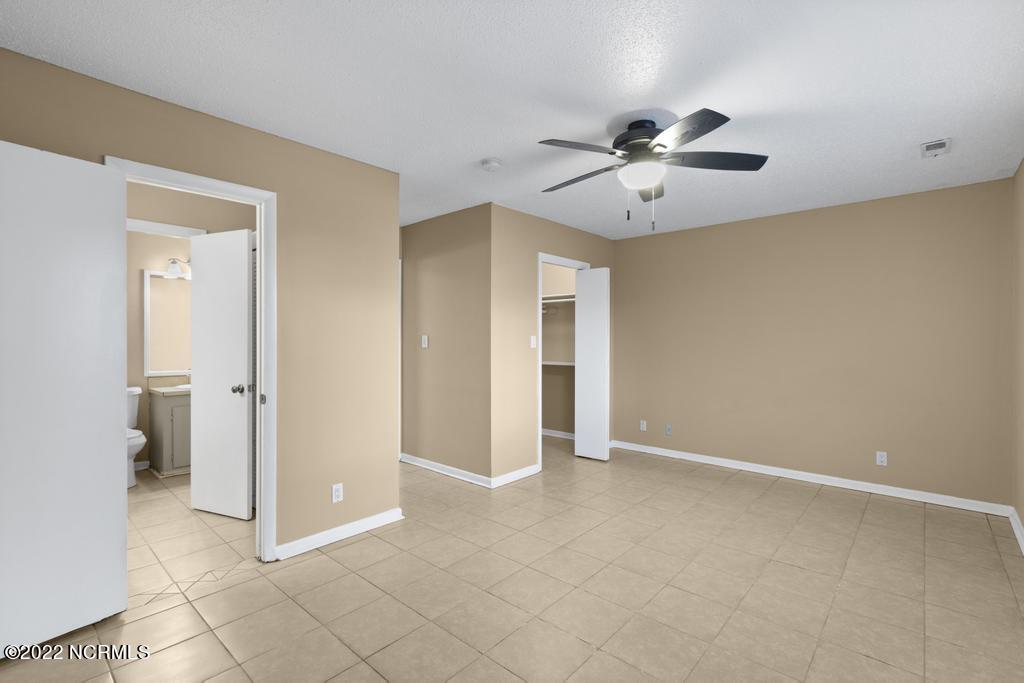 100560760 | Photo 12