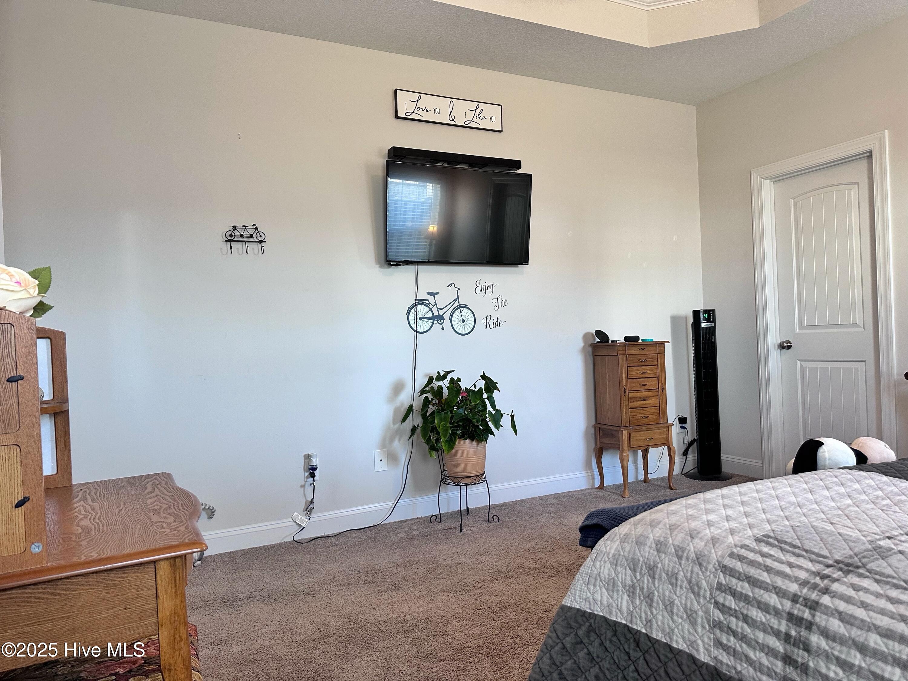 100540901 | Photo 46