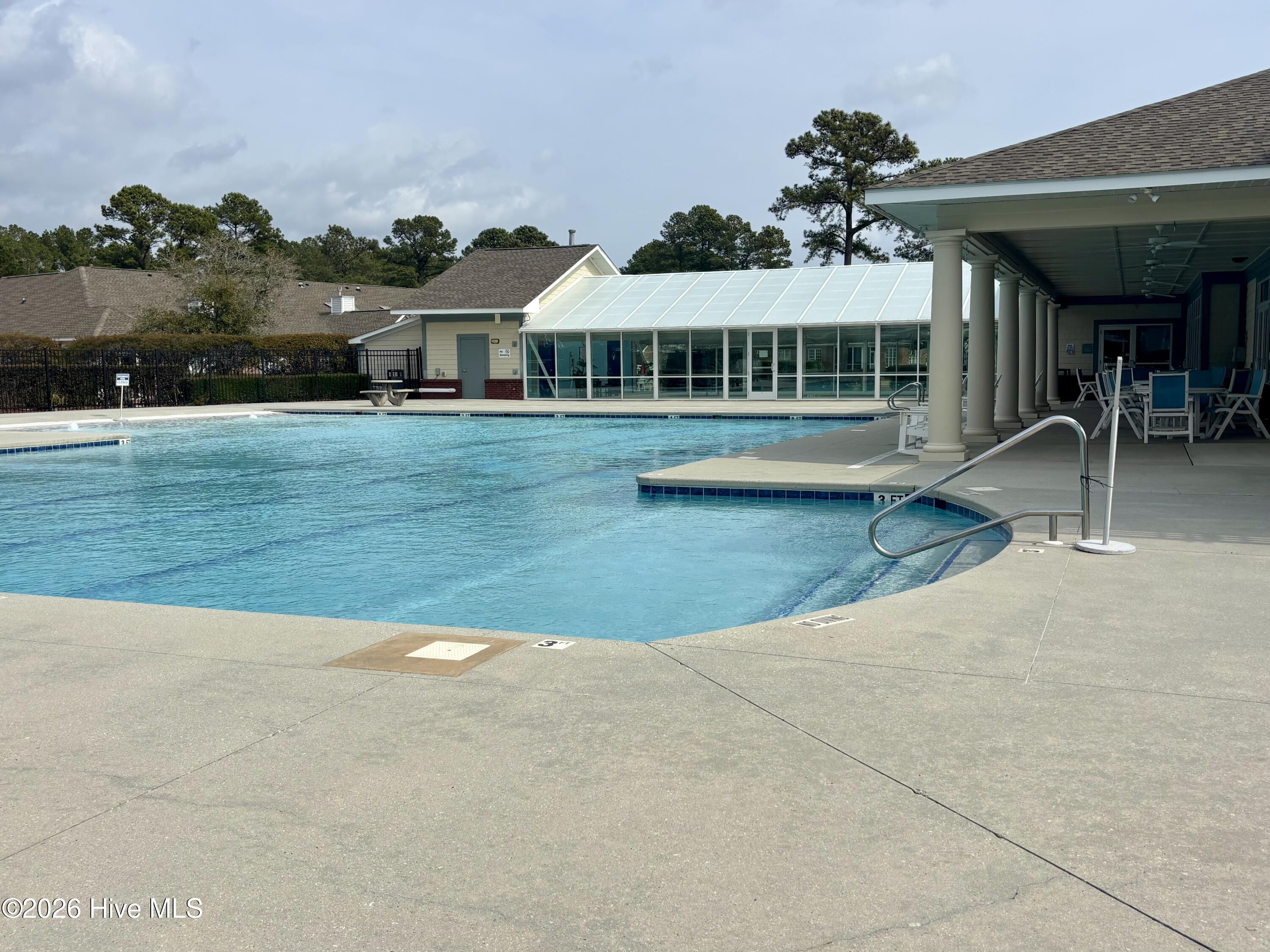 100548905 | Photo 30