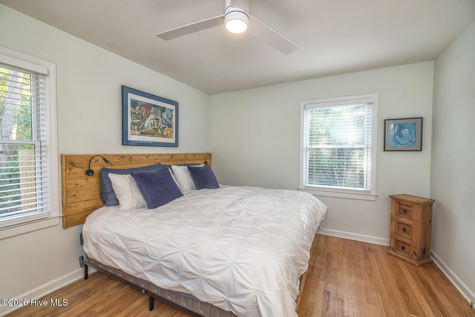 100553040 | Photo 26