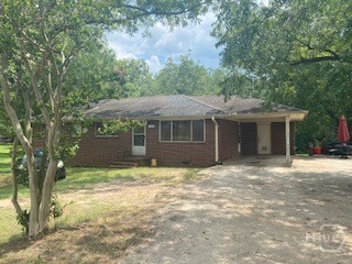 Property at 910, 910 B & 1010 Hull Road