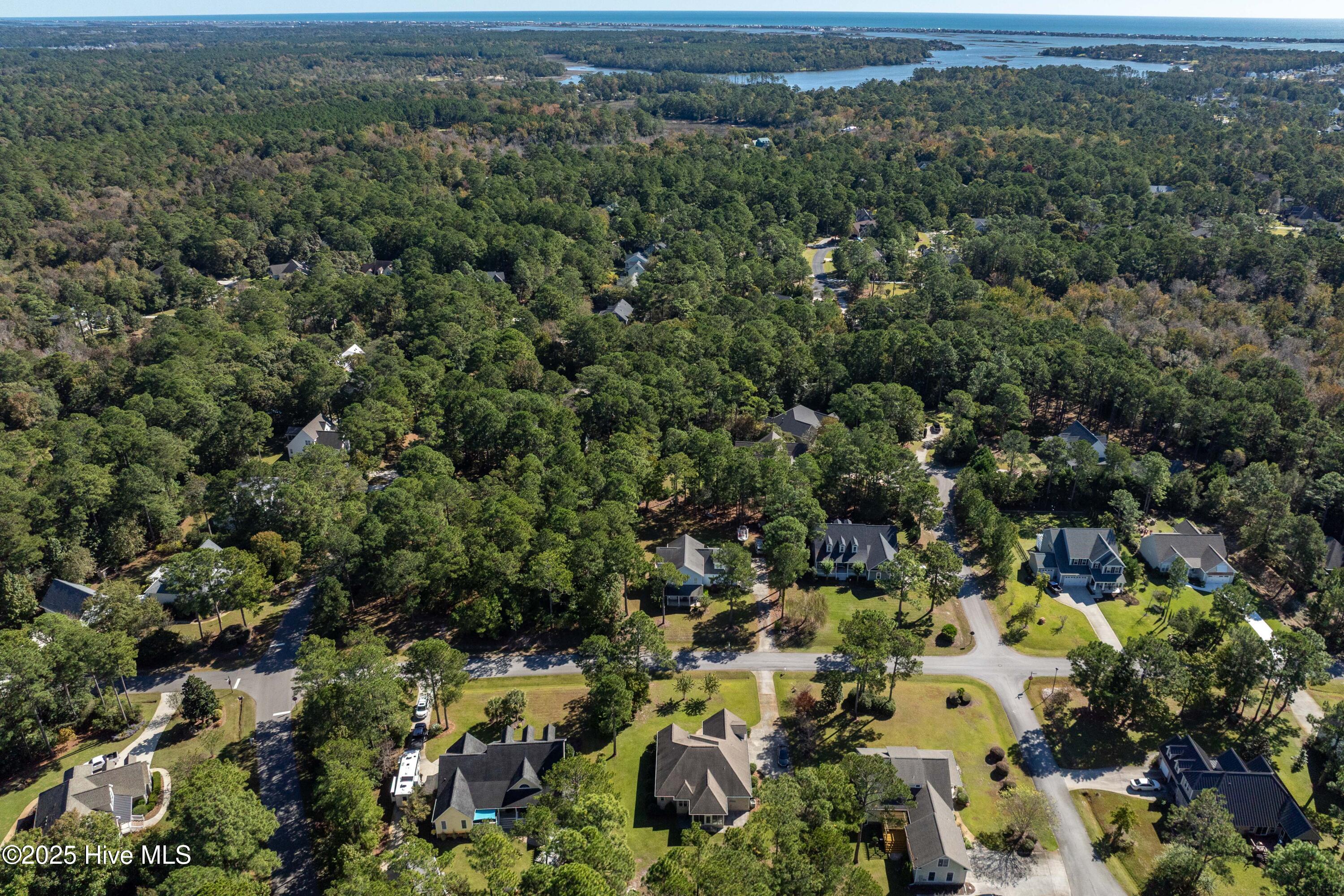 100537657 | Photo 40