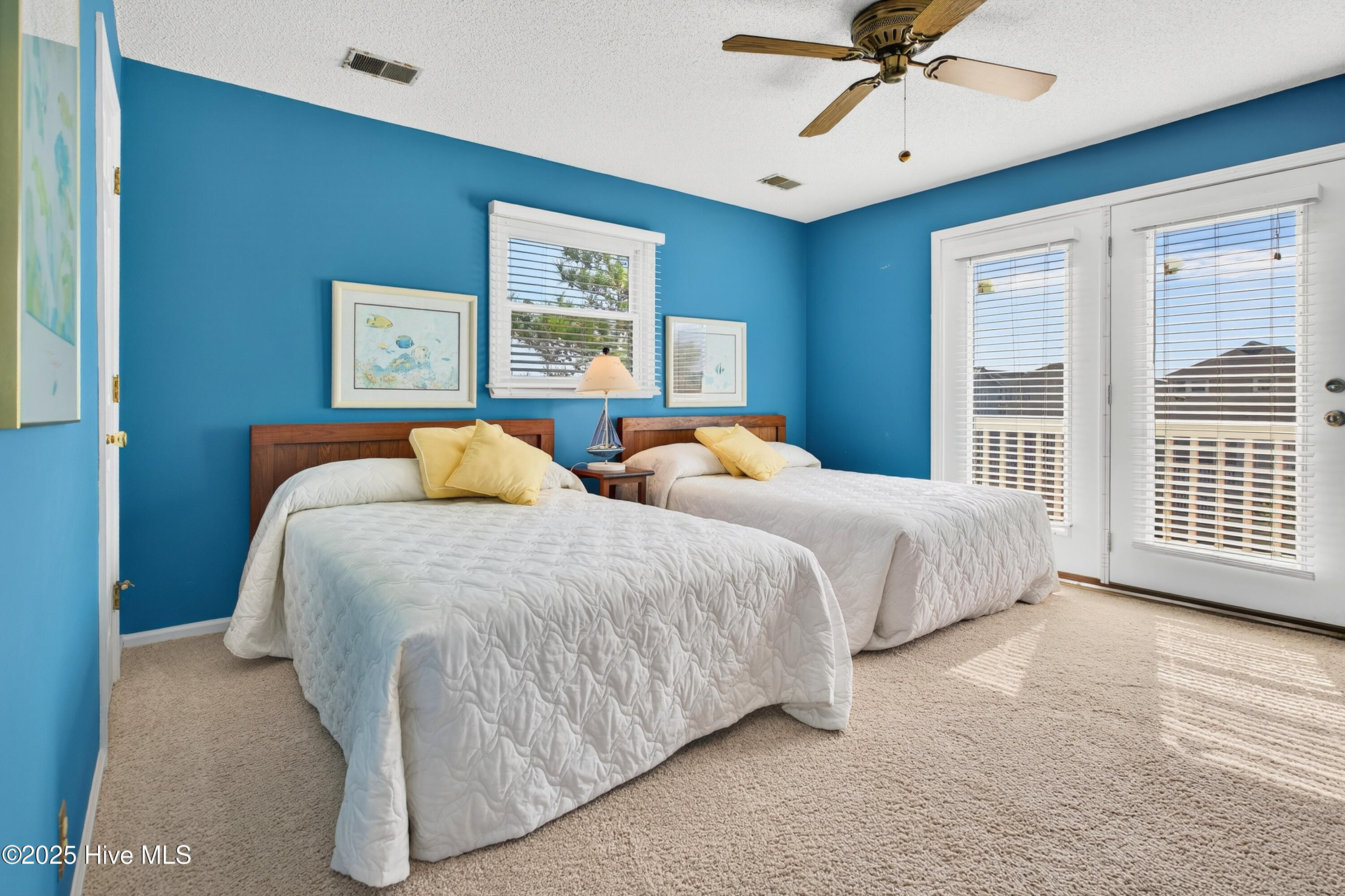 100535057 | Photo 22