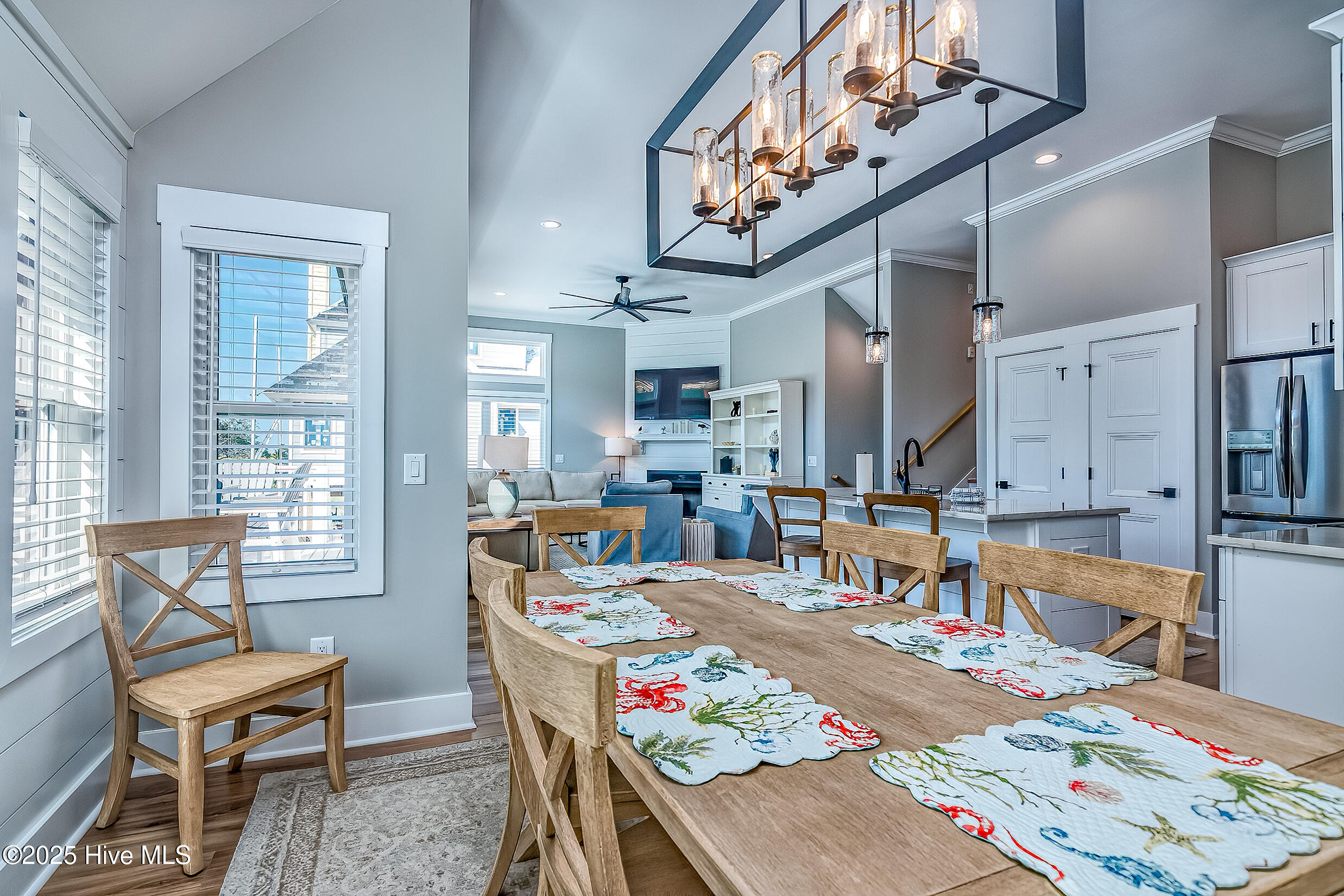 100543334 | Photo 15