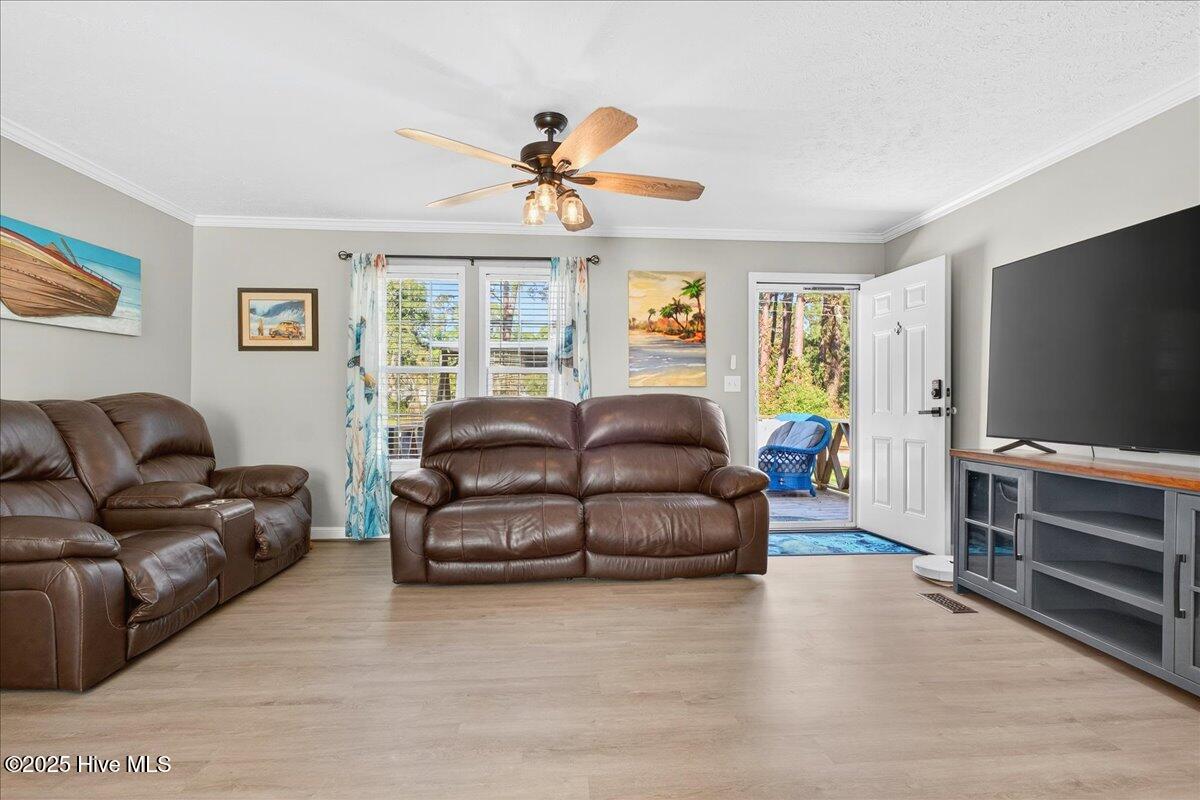 100539224 | Photo 10