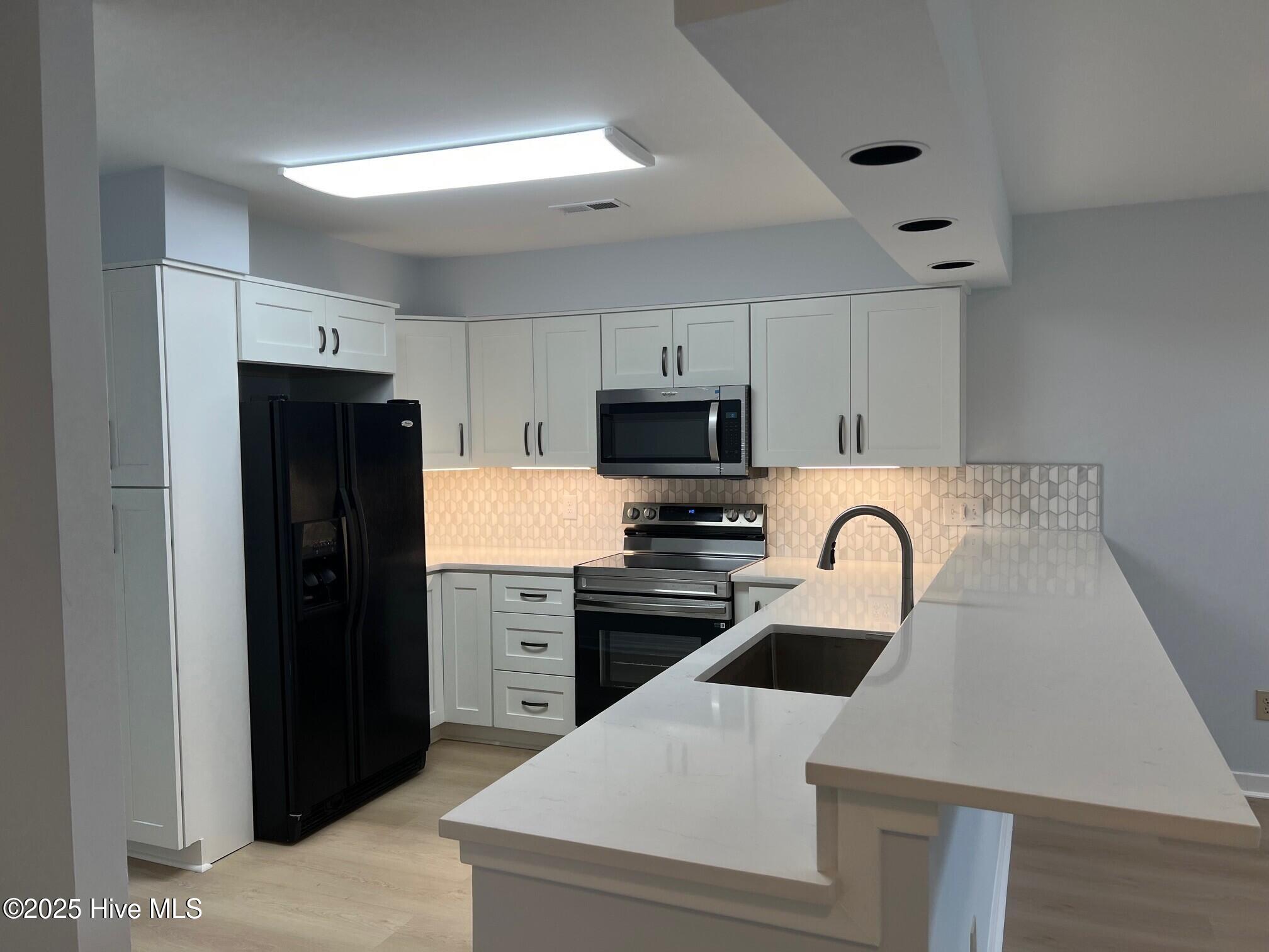 100539384 | Photo 10