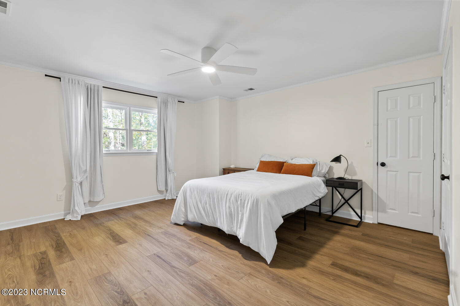 100544428 | Photo 29