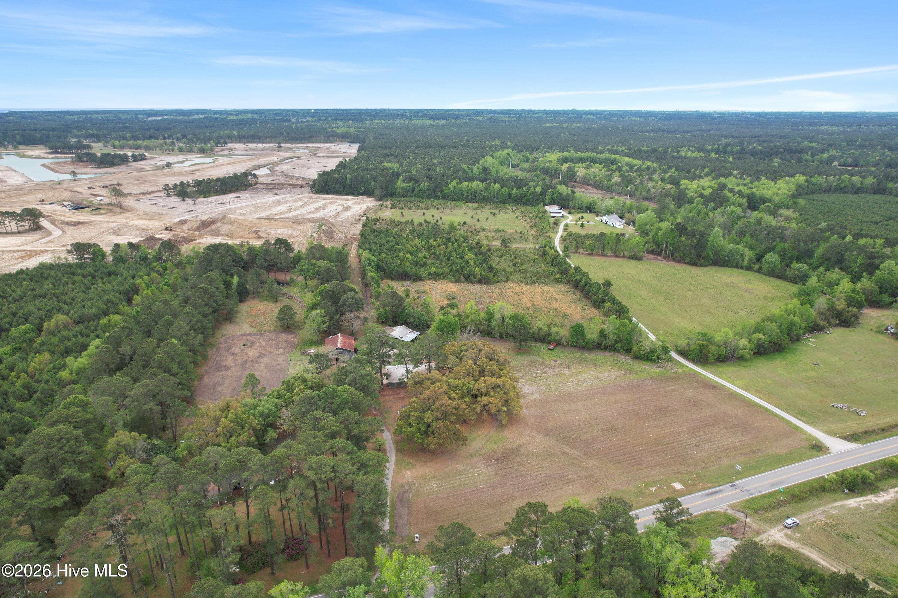 100567923 | Photo 22