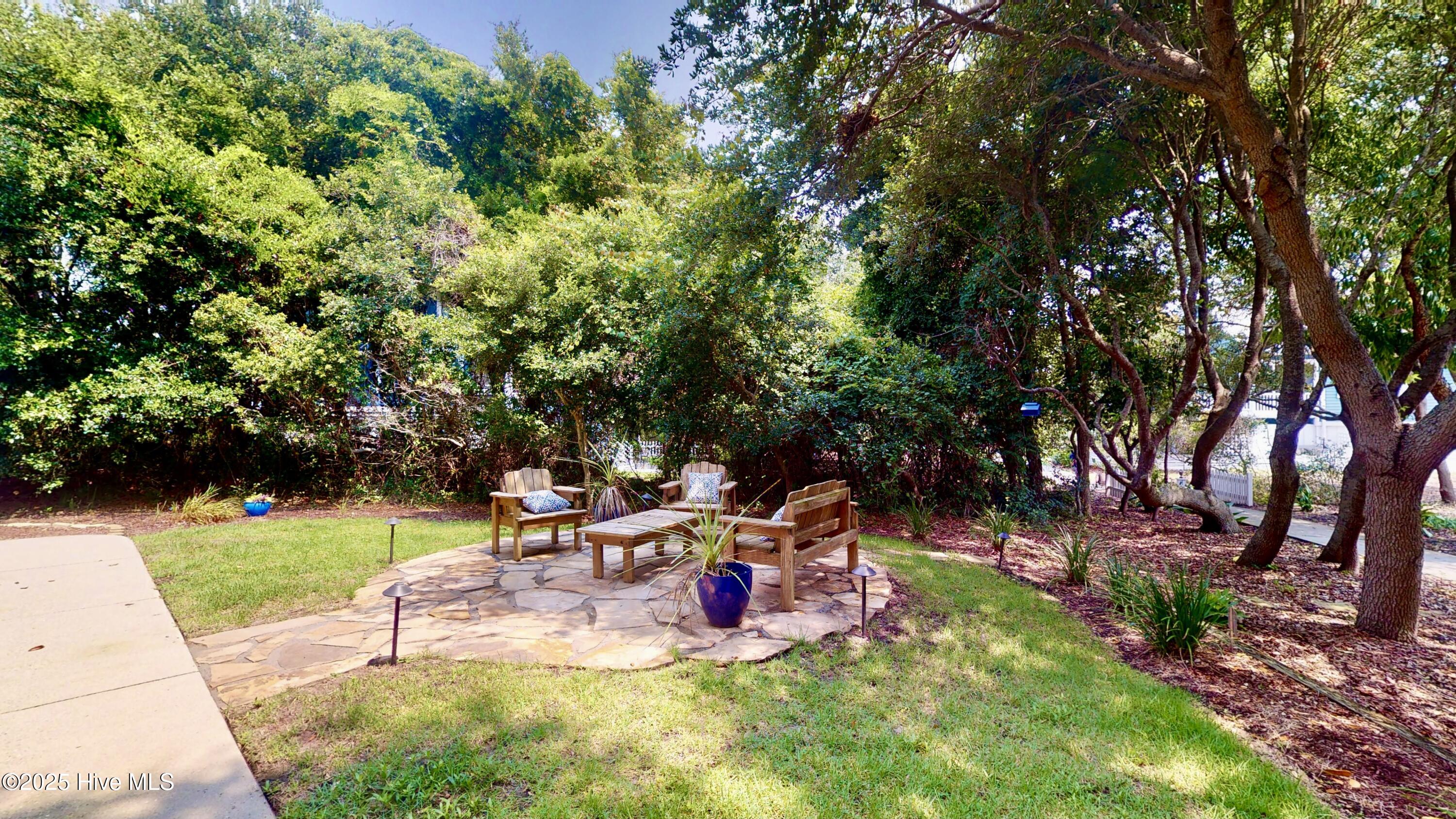 100544157 | Photo 46