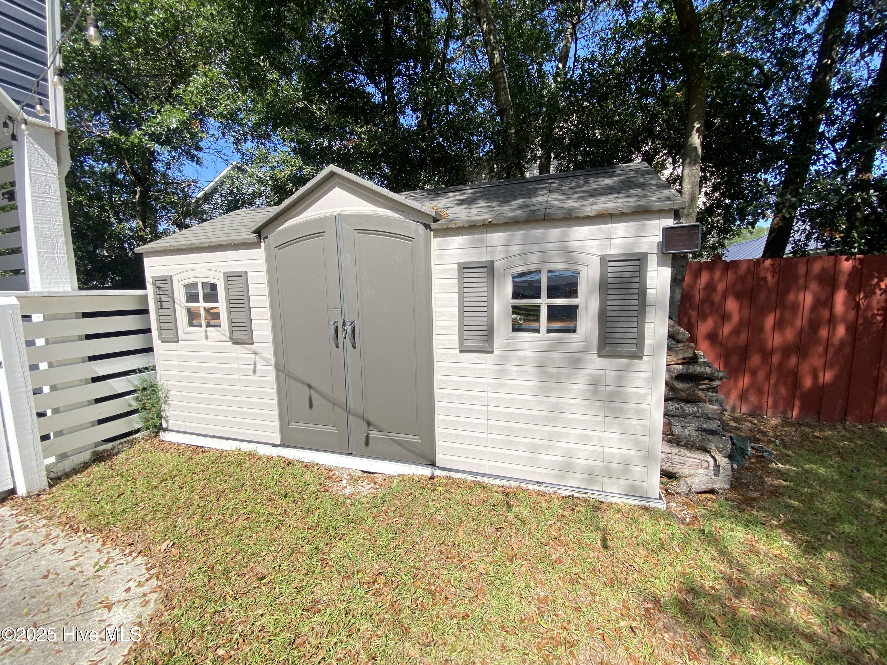 100533868 | Photo 31