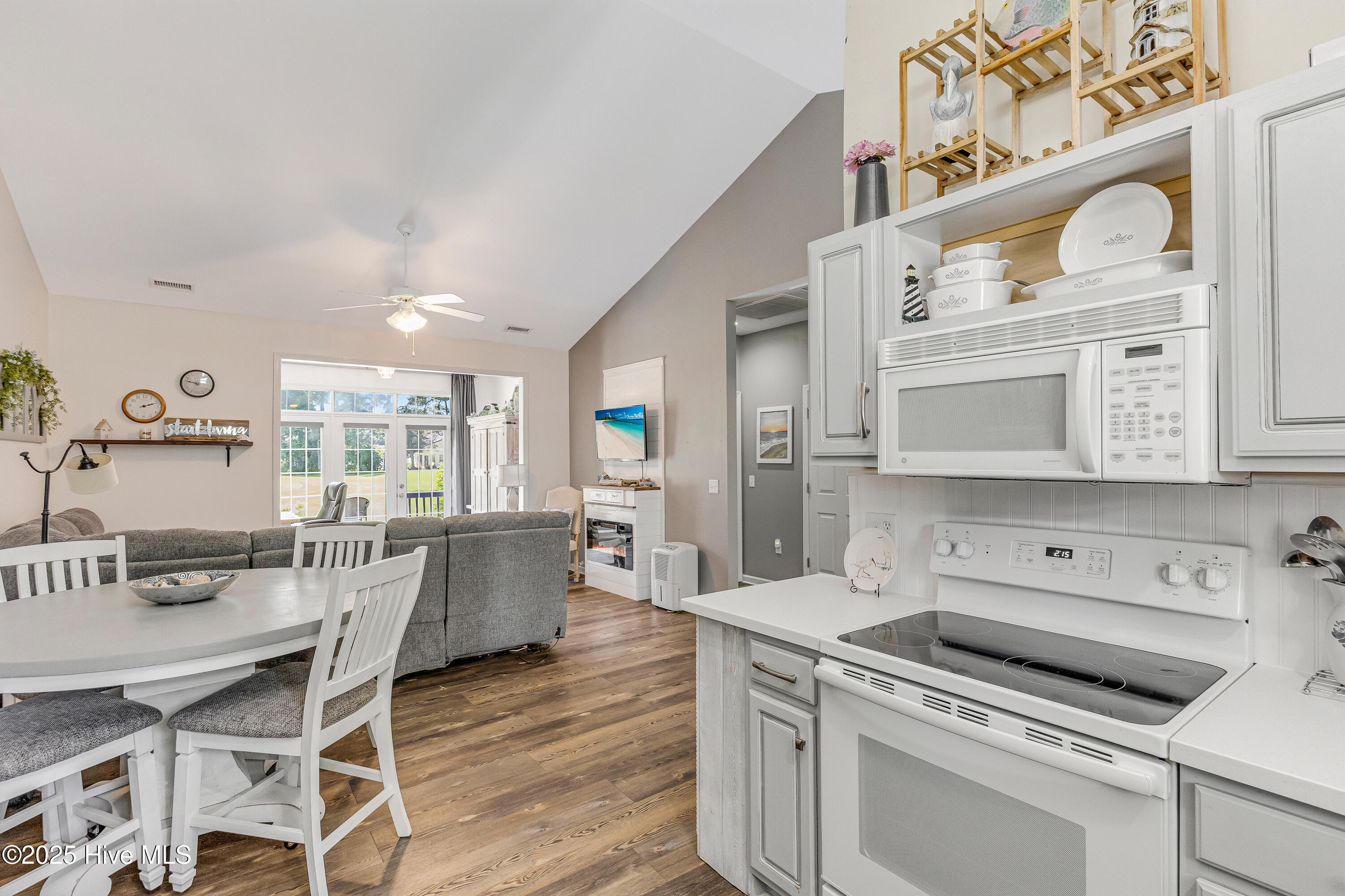 100525236 | Photo 20