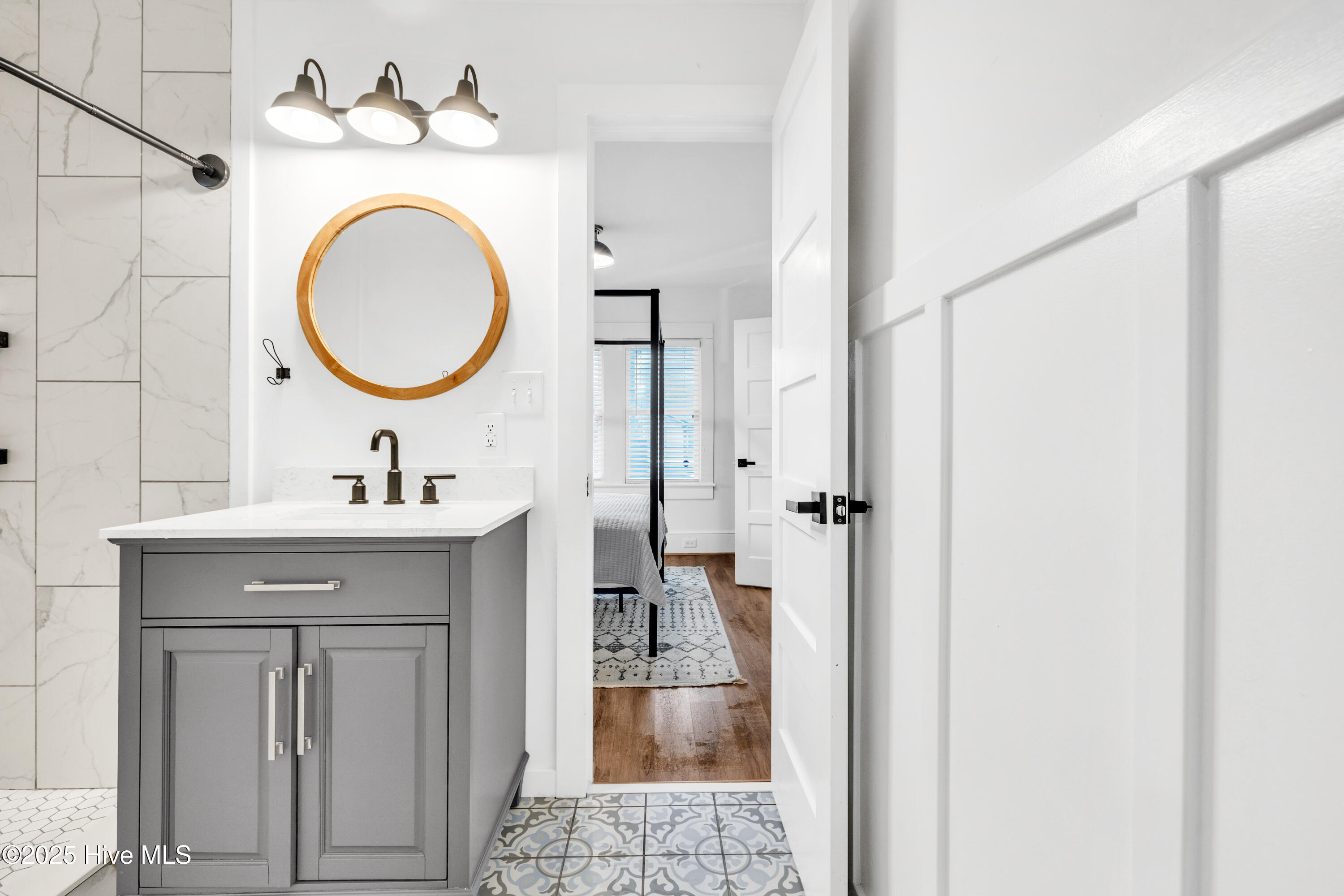 100546596 | Photo 20