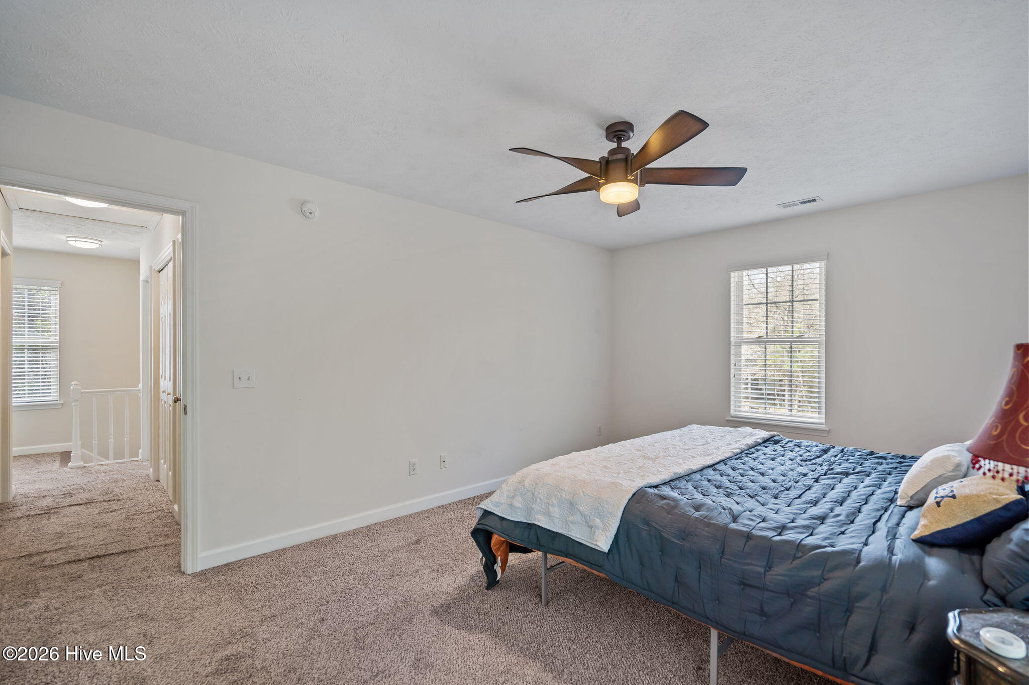 100558103 | Photo 26