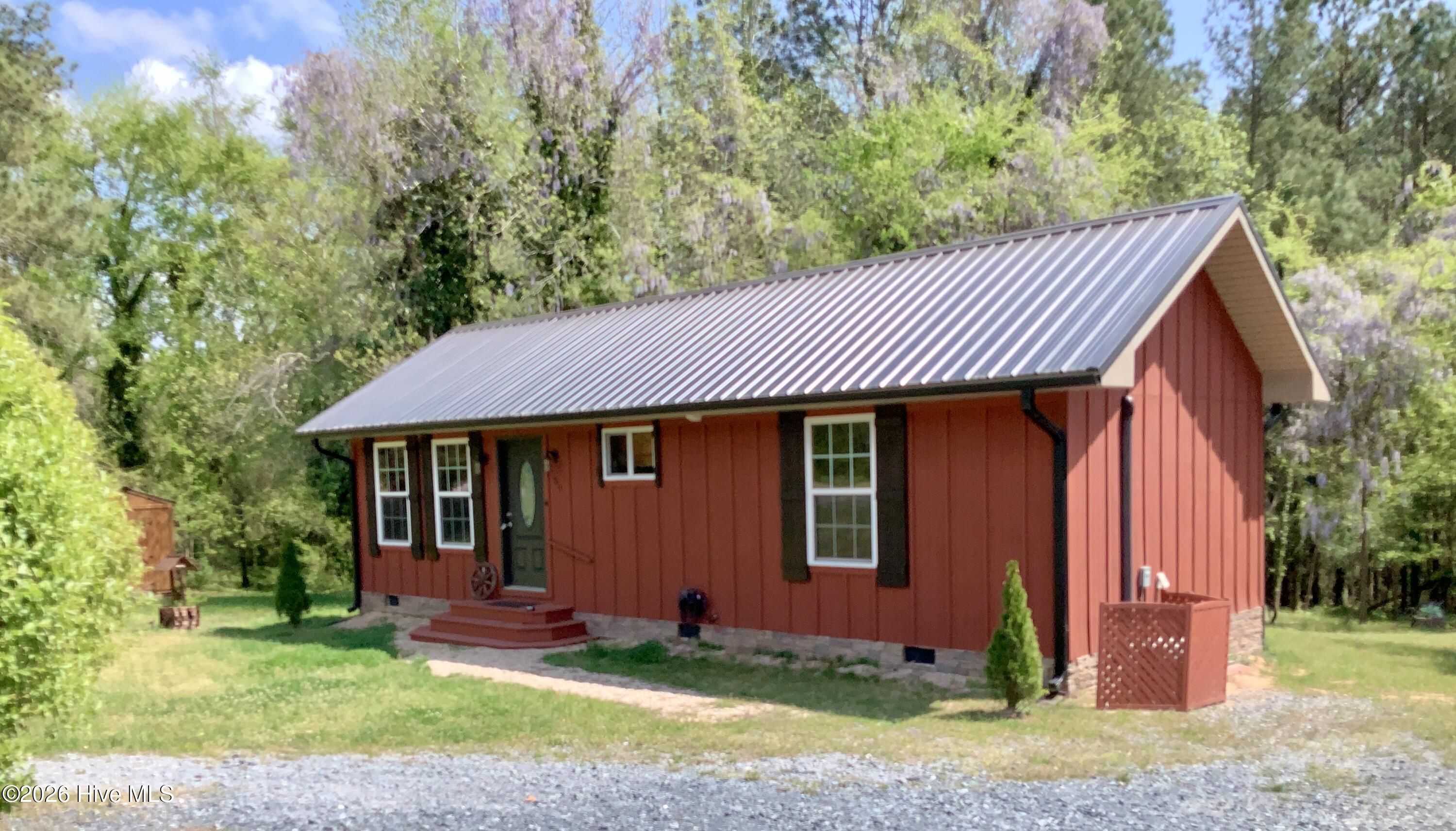 609 E Park Lane, Savannah, GA, 31401