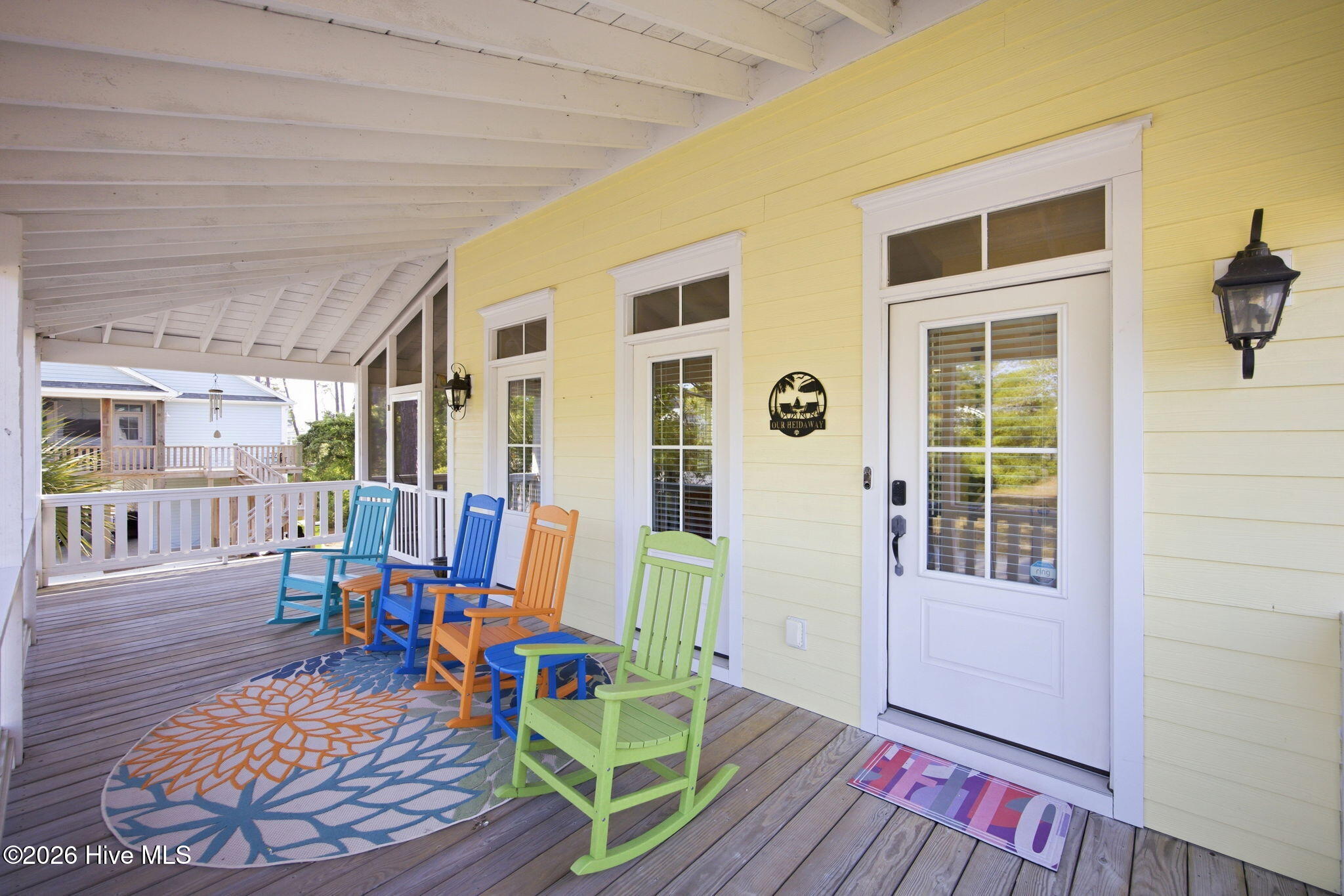 100569649 | Photo 35