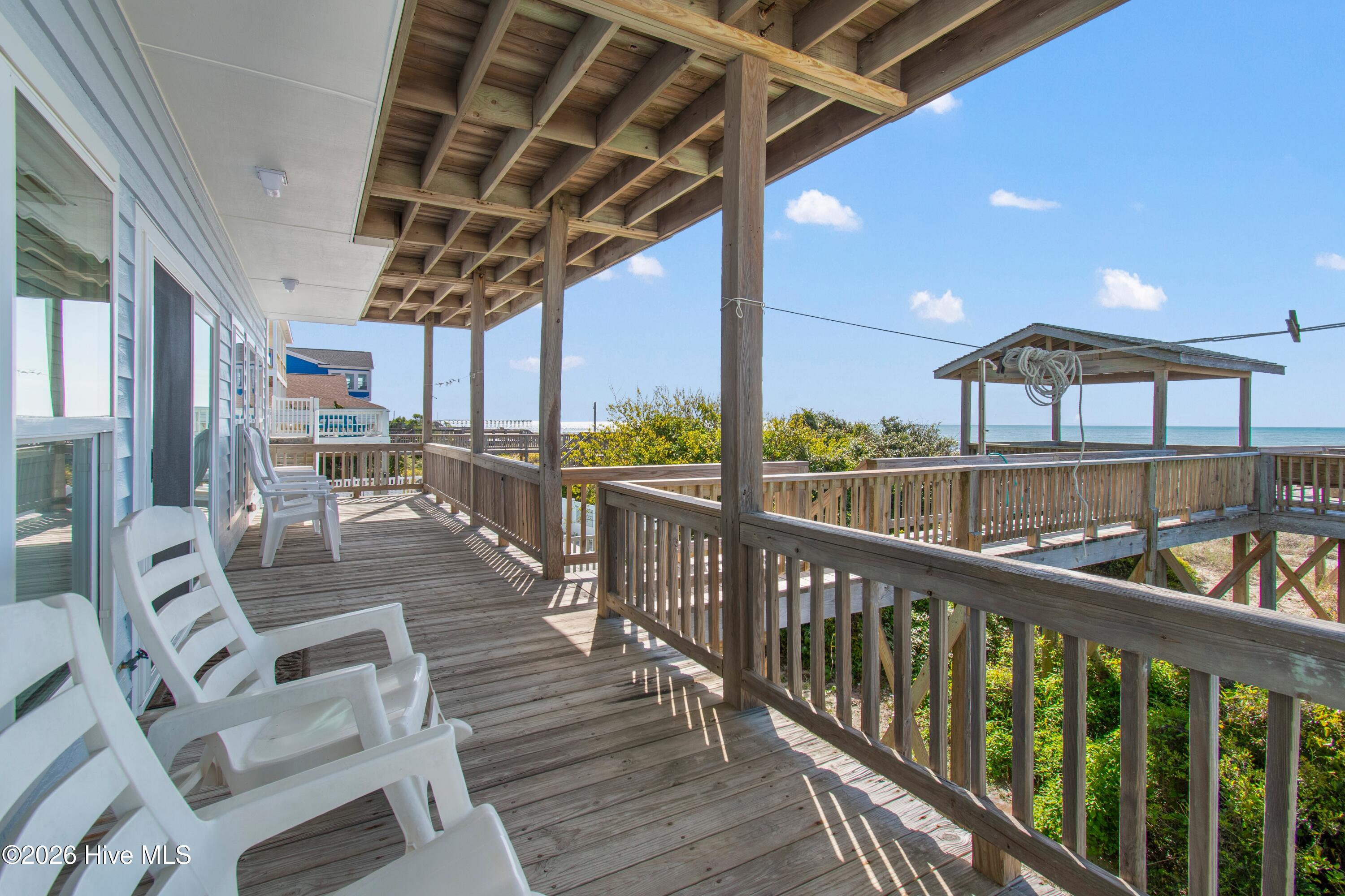 100566525 | Photo 53