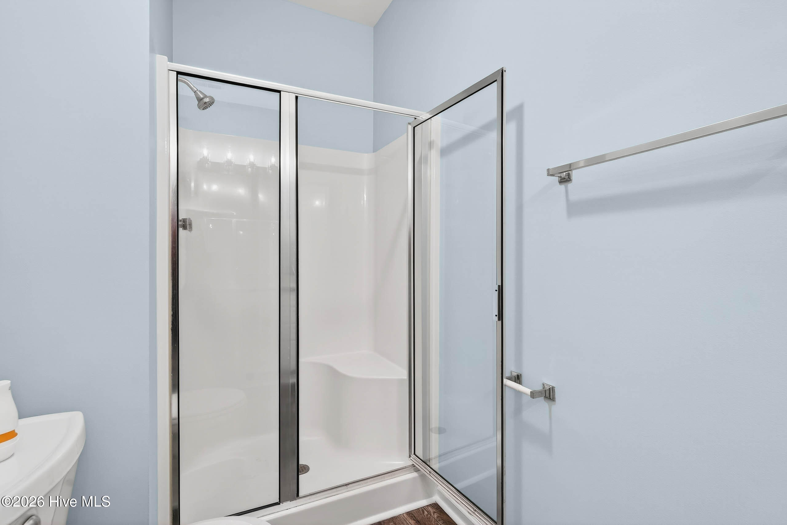 100564275 | Photo 17