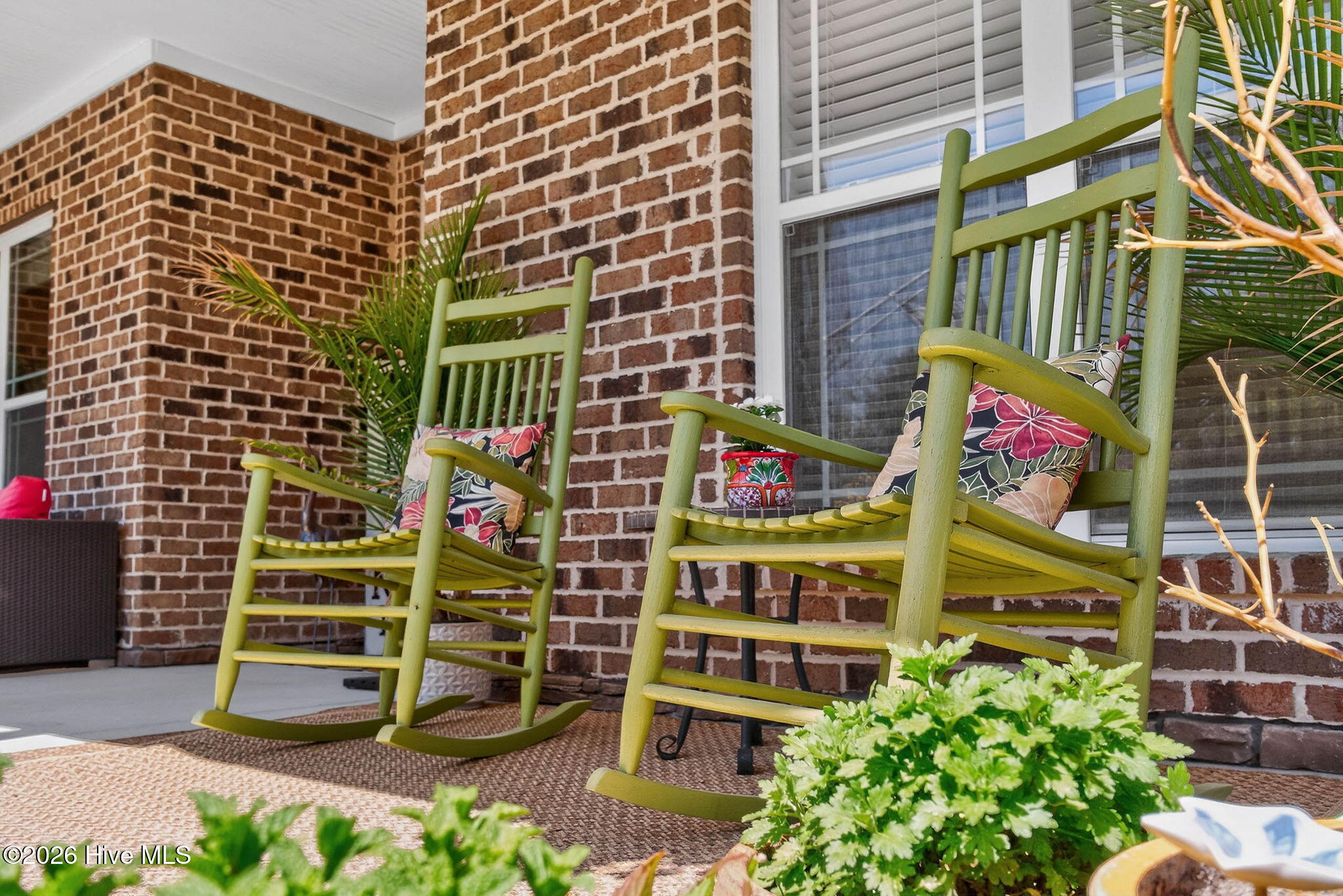 100564784 | Photo 43